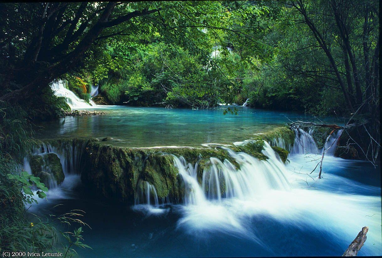 1220x830 Plitvice Lakes National Park, Desktop