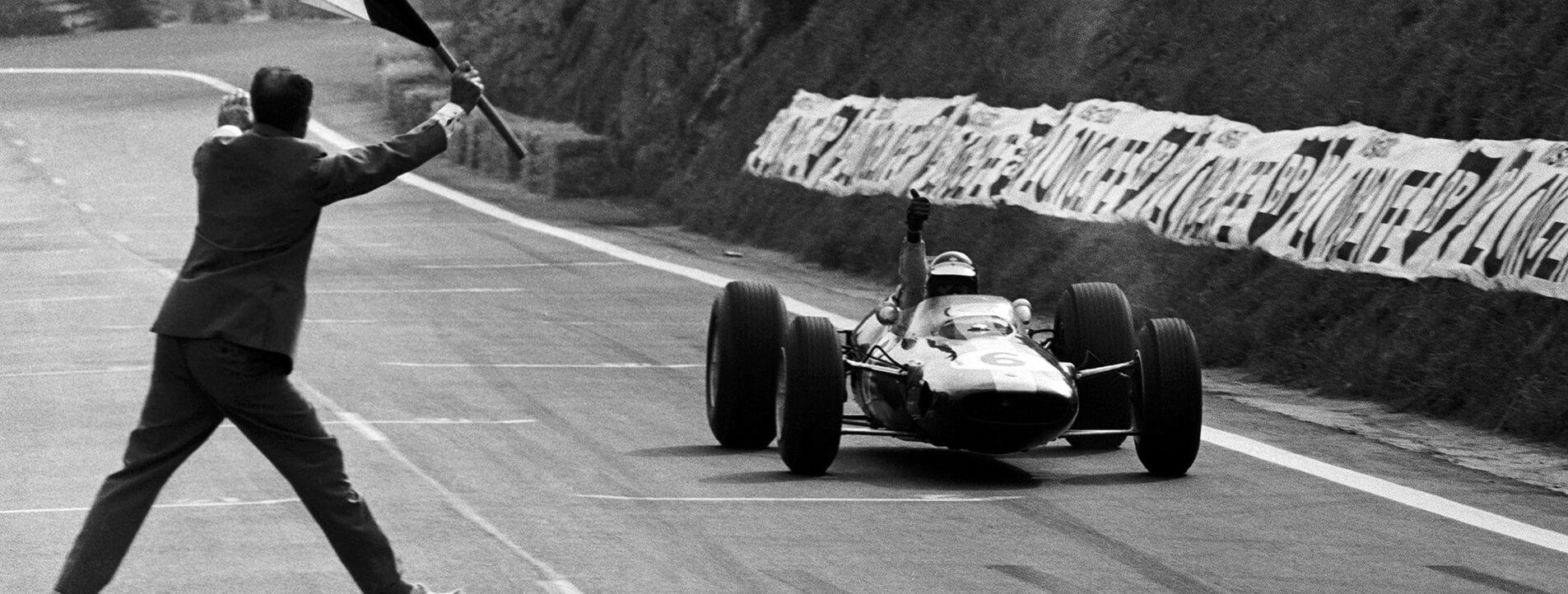 1910x730 Jim Clark Was A British Racing Driver, Dual Screen