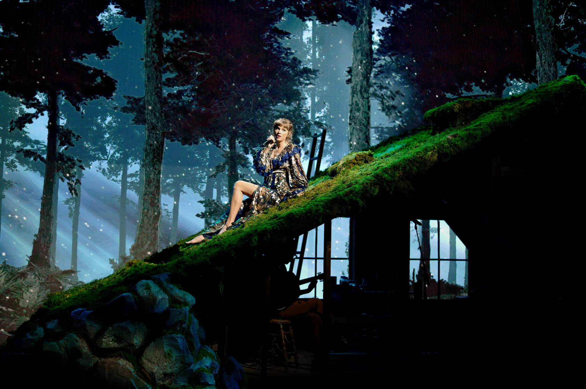 2050x1360 Taylor Swift Performs Songs From 'Folklore' and 'Evermore' at the Grammys, Desktop