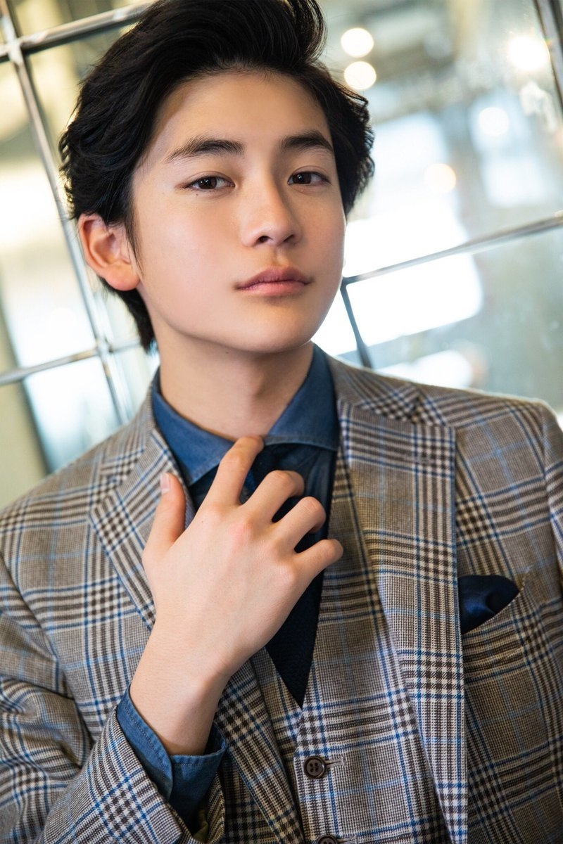 800x1200 Fumiya Takahashi screenshots, image, Phone