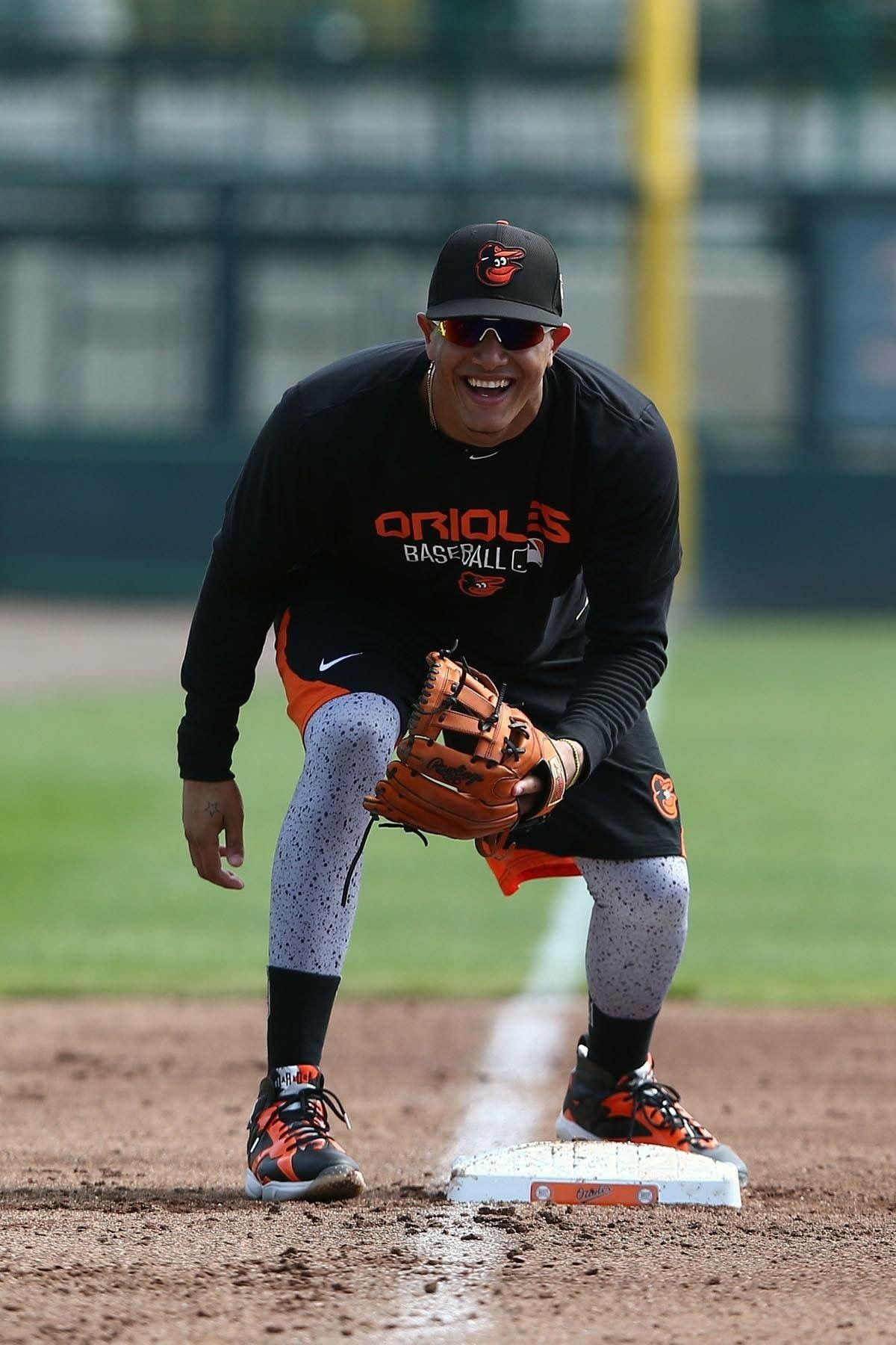 1200x1800 Photo of Manny Machado in a tutu becomes a web hit. Baltimore, Phone