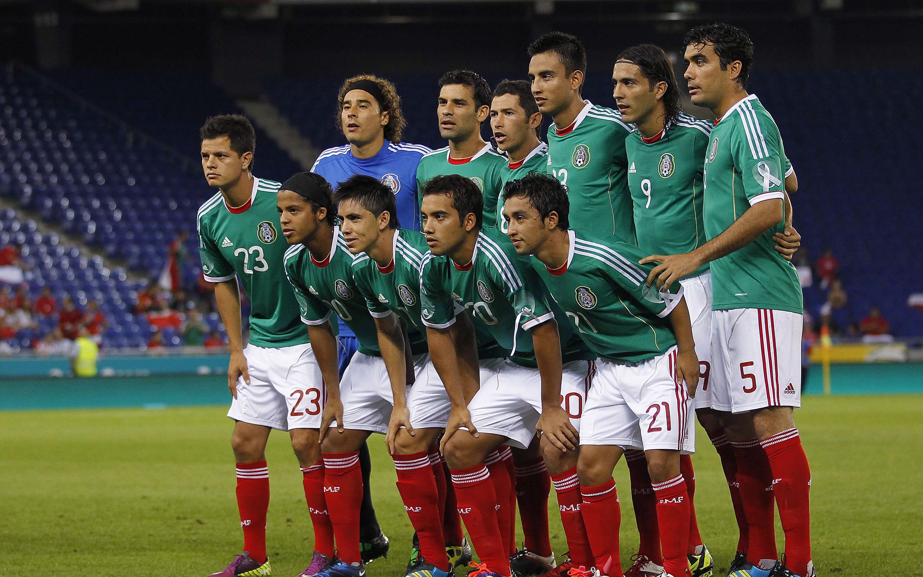 3840x2400 Download Wallpaper  Mexico vs chile, Football, 2015, Desktop