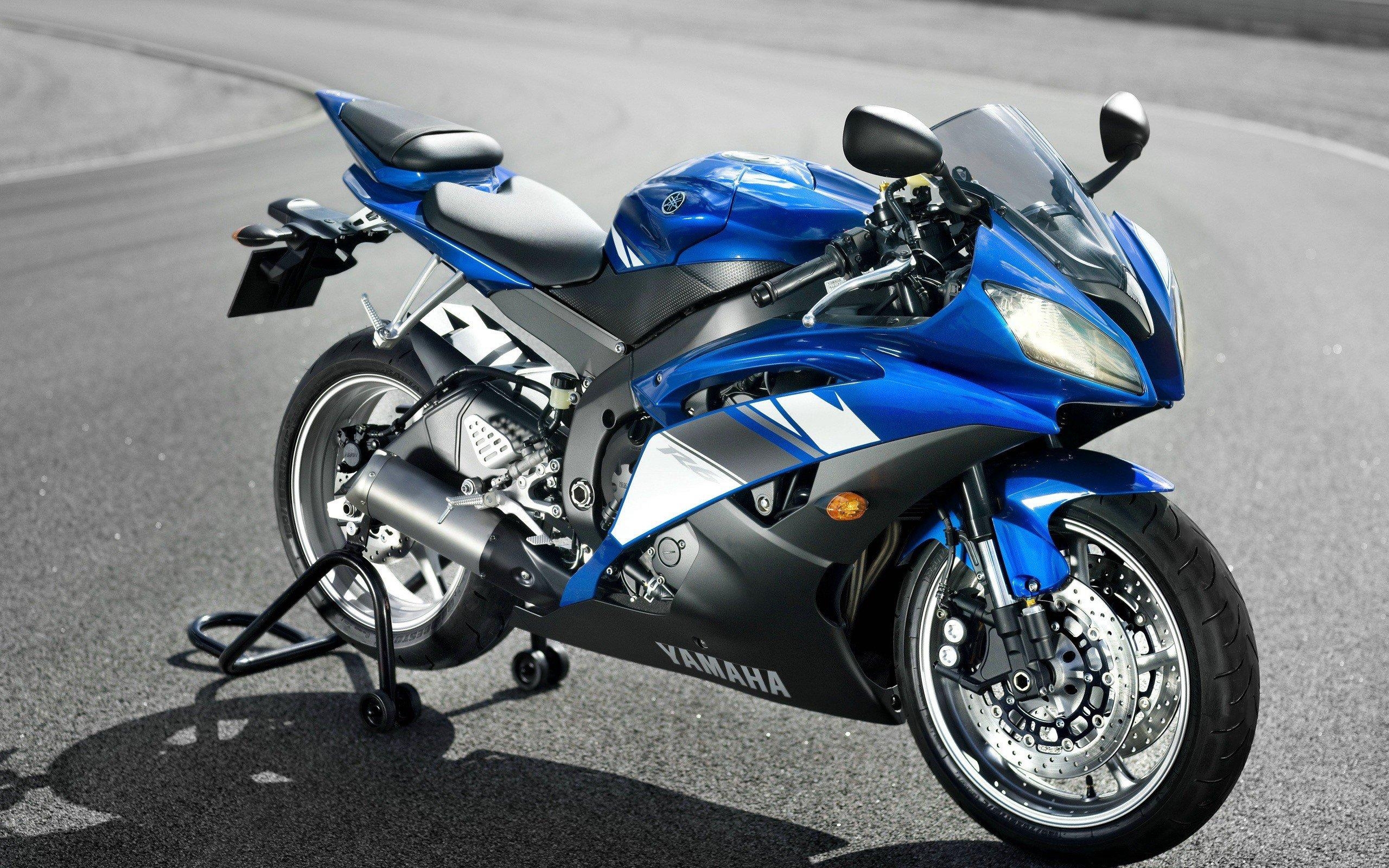 2560x1600 Yamaha YZF R Motorcycle HD Wallpaper / Desktop and Mobile, Desktop