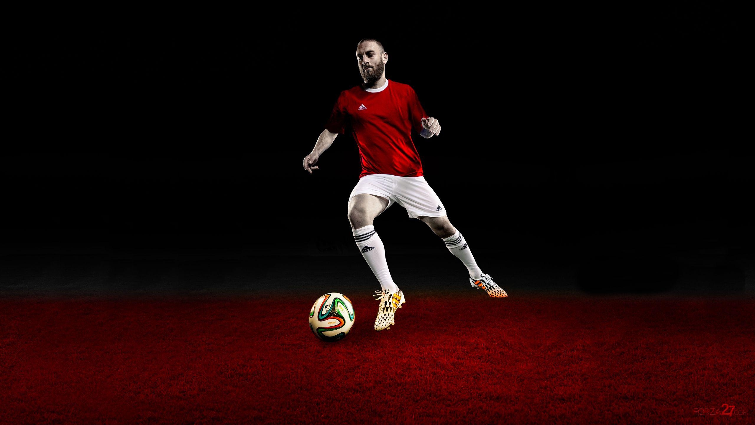 2560x1440 Daniele De Rossi, Desktop