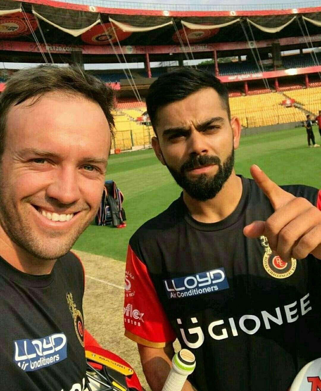 1080x1320 Virat and AB devillers like A Ronaldo and Meccy. Ab de villiers, Virat kohli instagram, Virat kohli, Phone