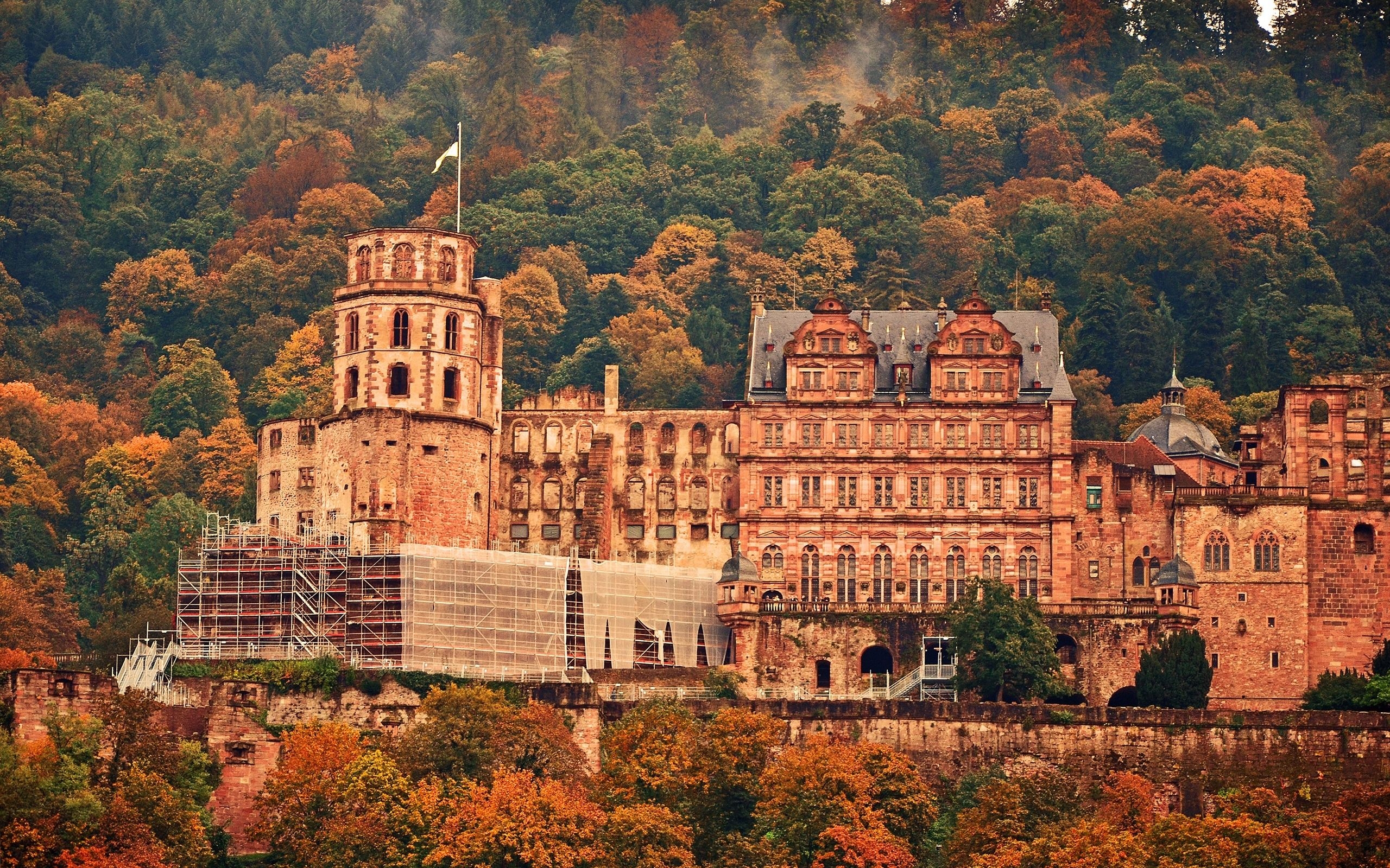 2560x1600 Download wallpaper Heidelberg Castle, mountains, autumn, Germany, Desktop