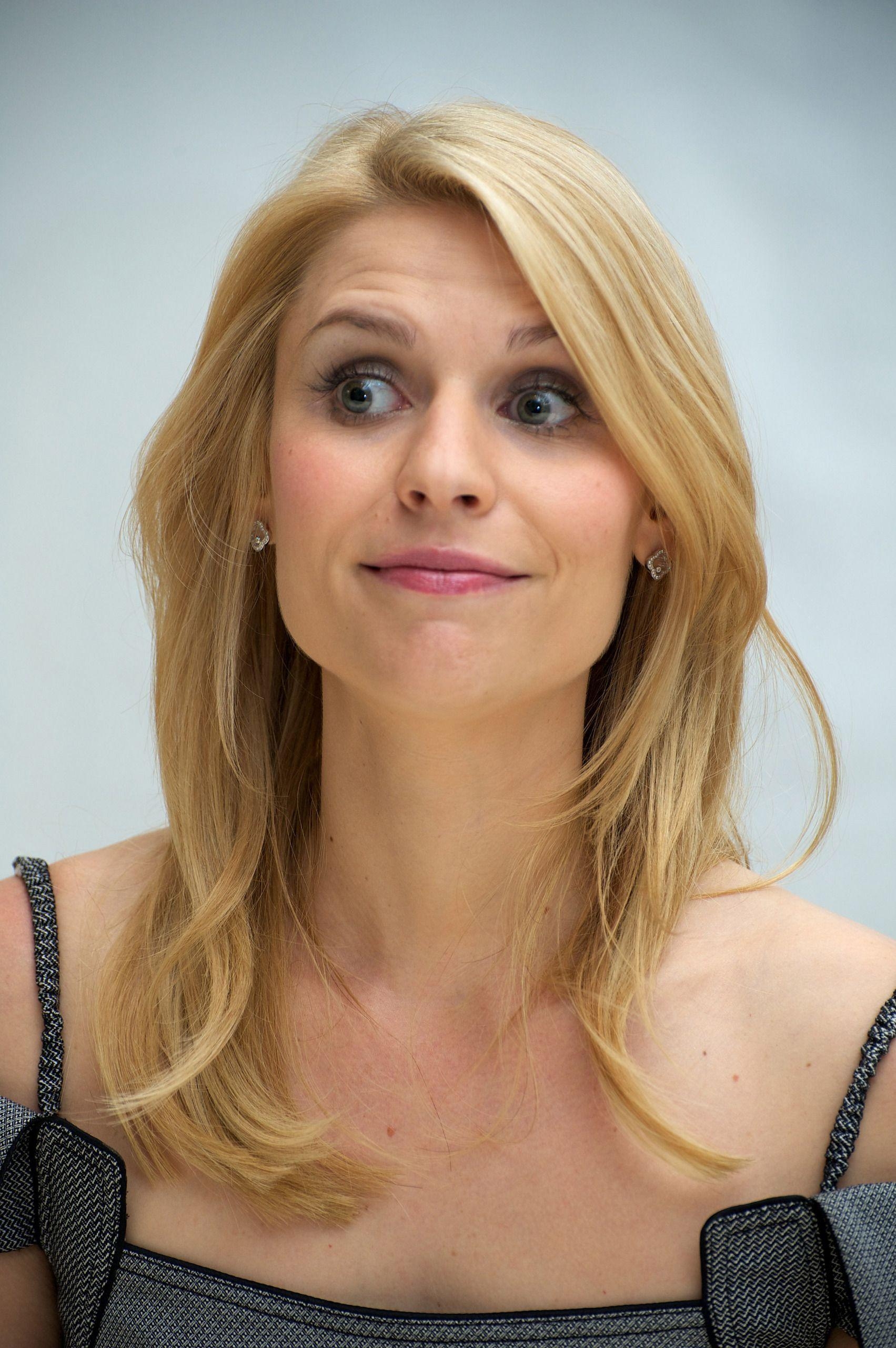 1710x2560 Claire Danes Wallpaper, Phone