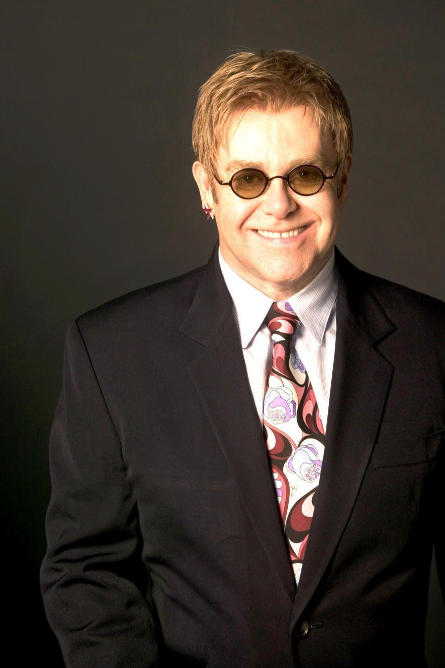 900x1360 Elton John, Phone