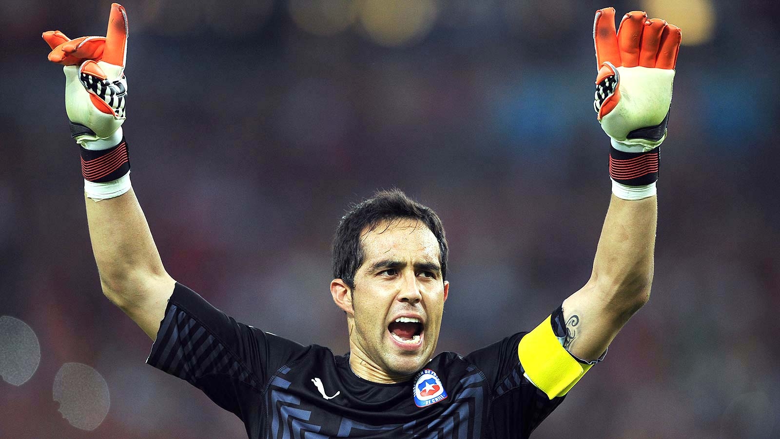 1600x900 Claudio Bravo joins Manchester City from Barcelona, Desktop