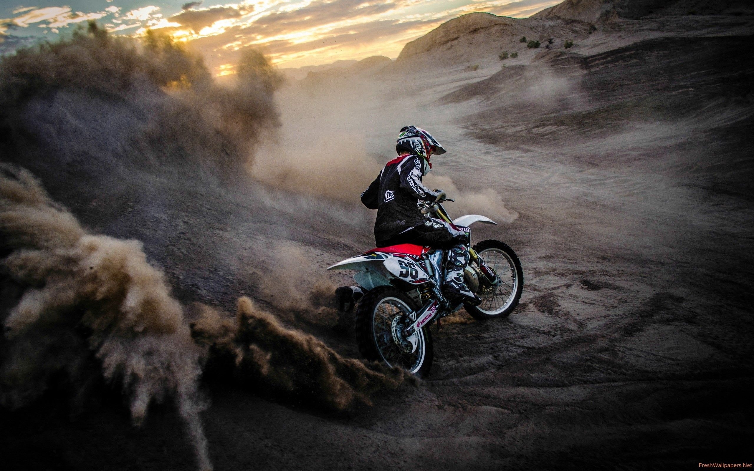 2560x1600 Dirt Bike Wallpaper for Desktop, Desktop