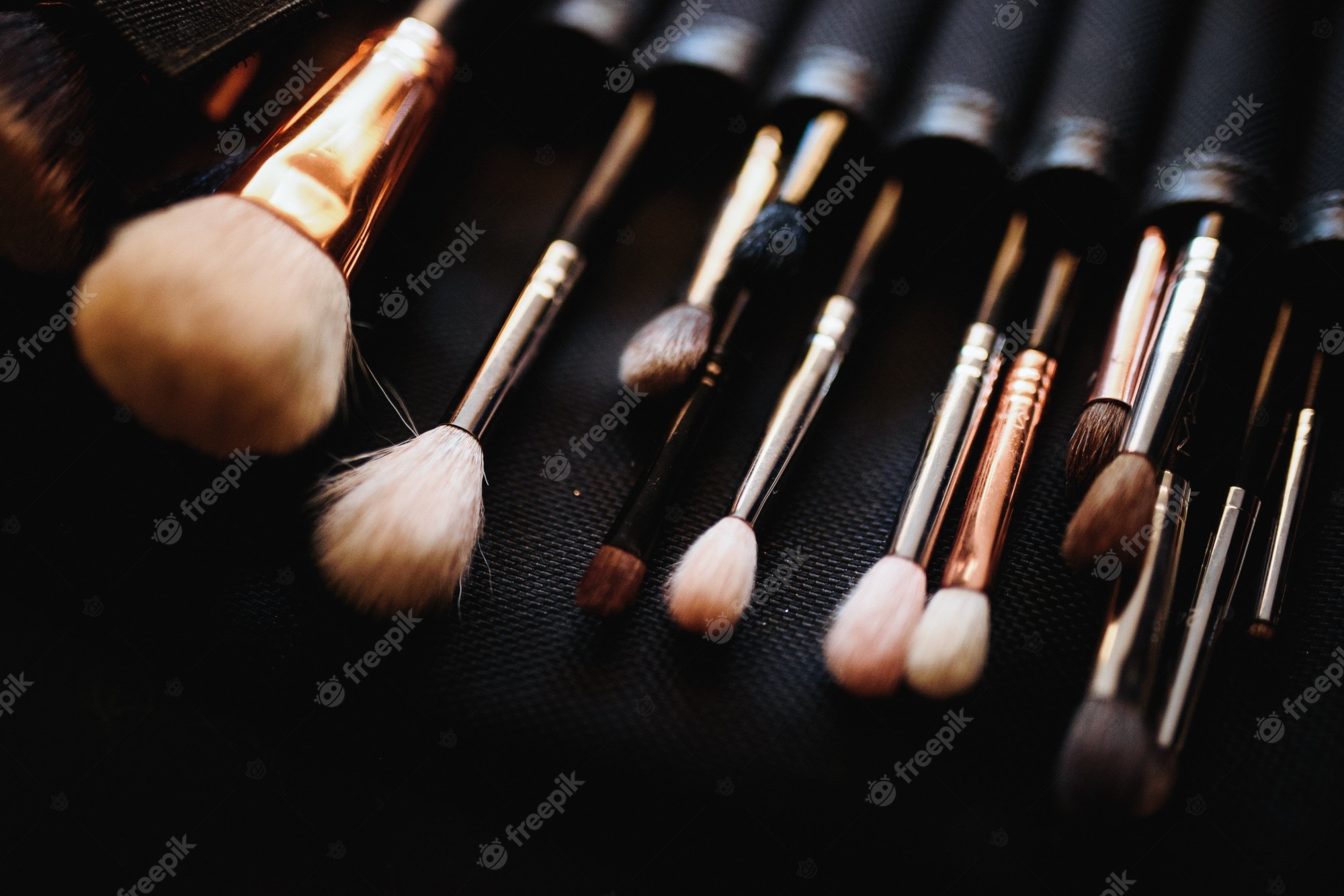 2000x1340 Makeup Brushes Image, Desktop