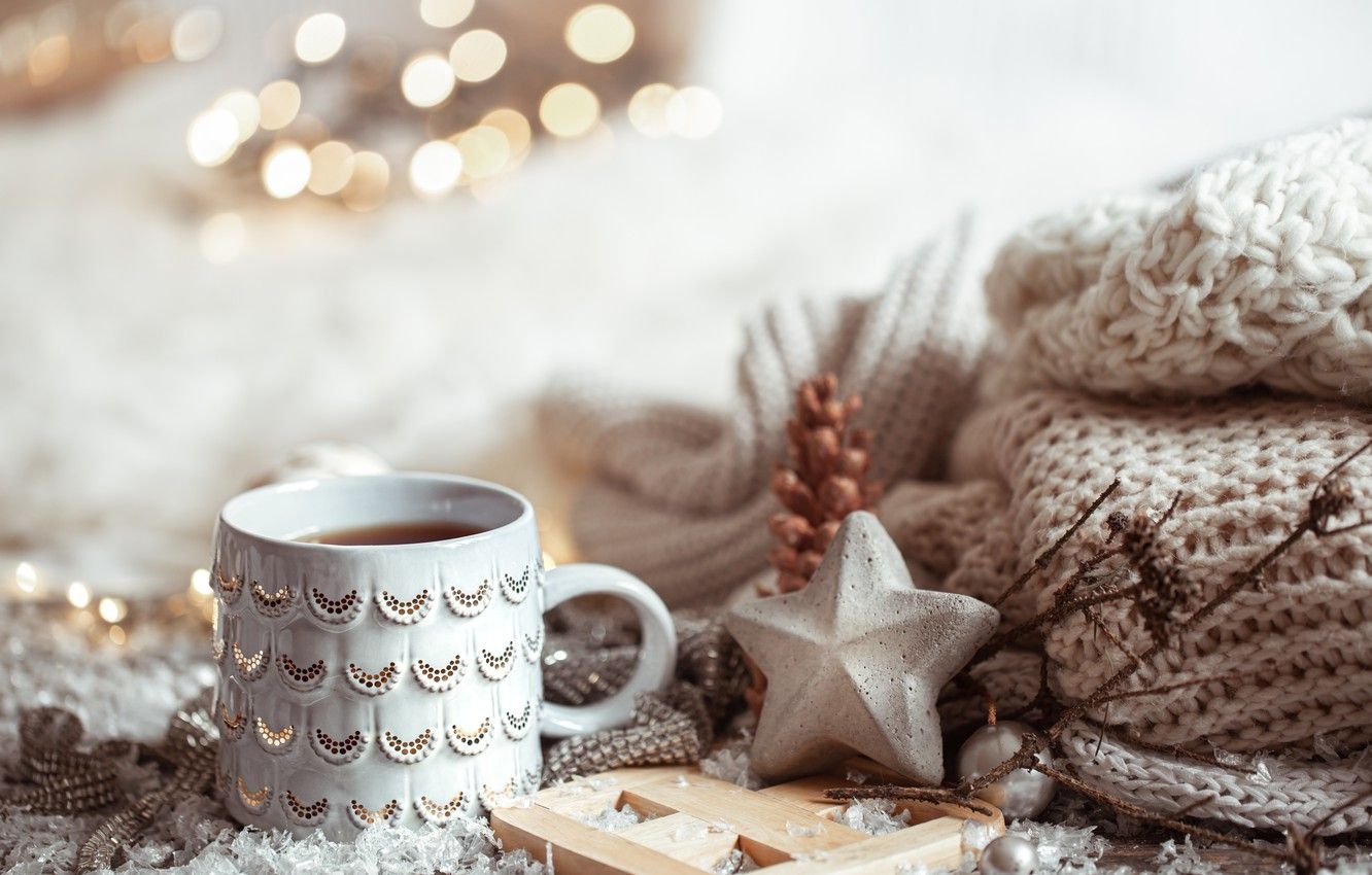 1340x850 Wallpaper winter, decoration, Christmas, New year, new year, Christmas, vintage, winter, sweater, bokeh, coffee cup, decoration, cozy, a Cup of coffee image for desktop, section новый год, Desktop