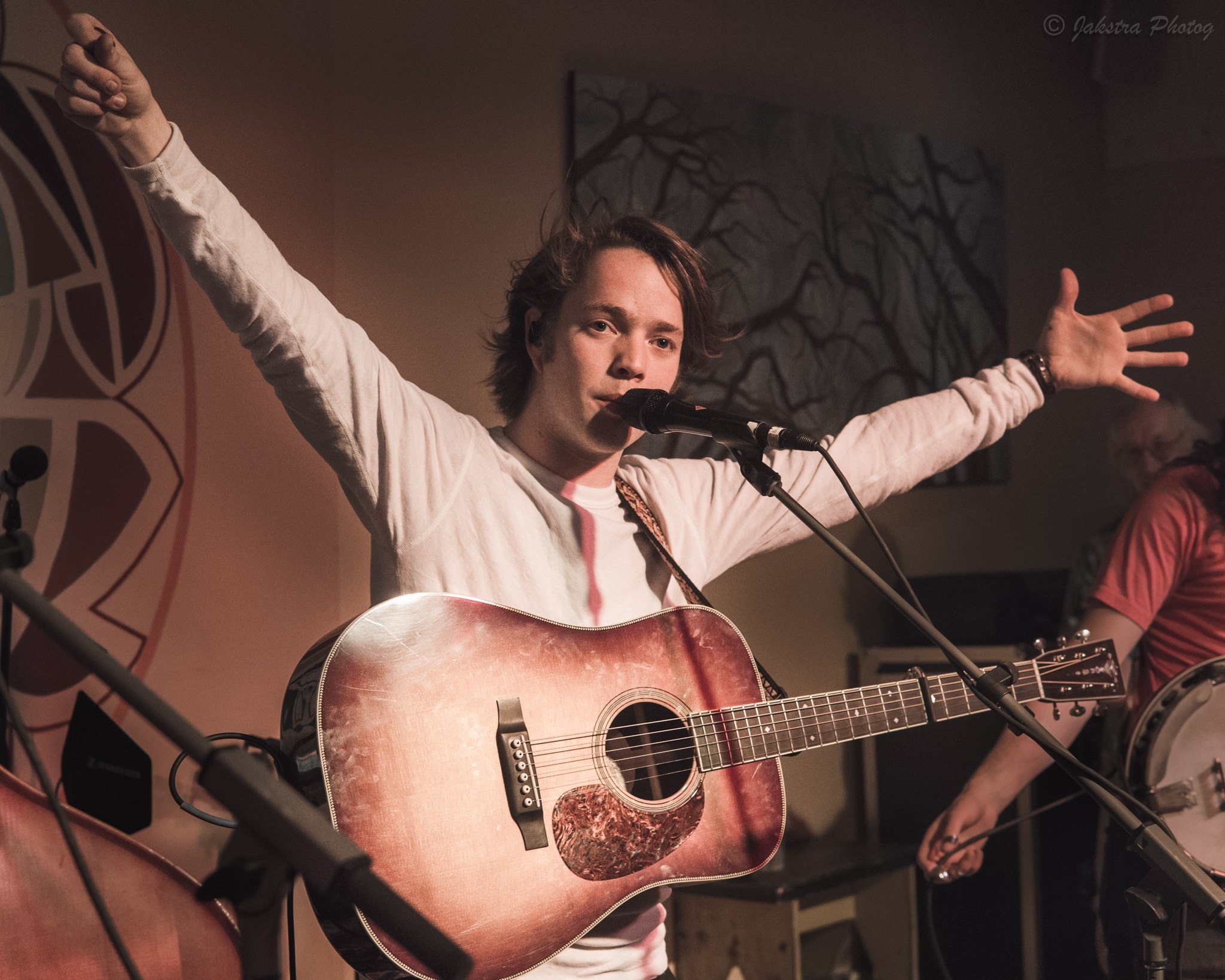 2050x1640 Billy Strings Live At Elk Creek Cafe + Aleworks On 2018 01 28, Free Download, Borrow, And Streaming, Internet Archive, Desktop