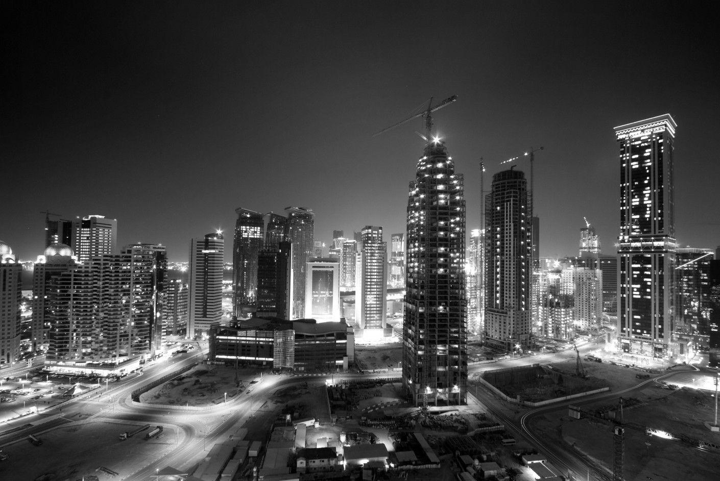 1410x950 Night at Doha City Picture, Desktop