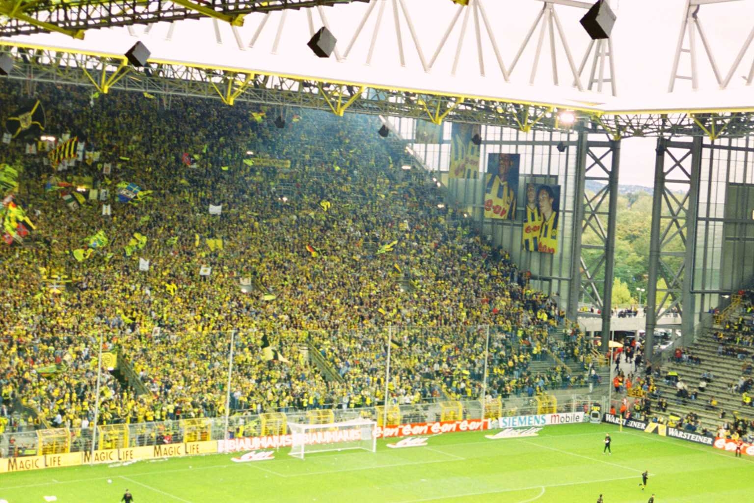 1540x1030 Signal Iduna Park Wallpaper. Of Europe Largets Stadium Signal, Desktop