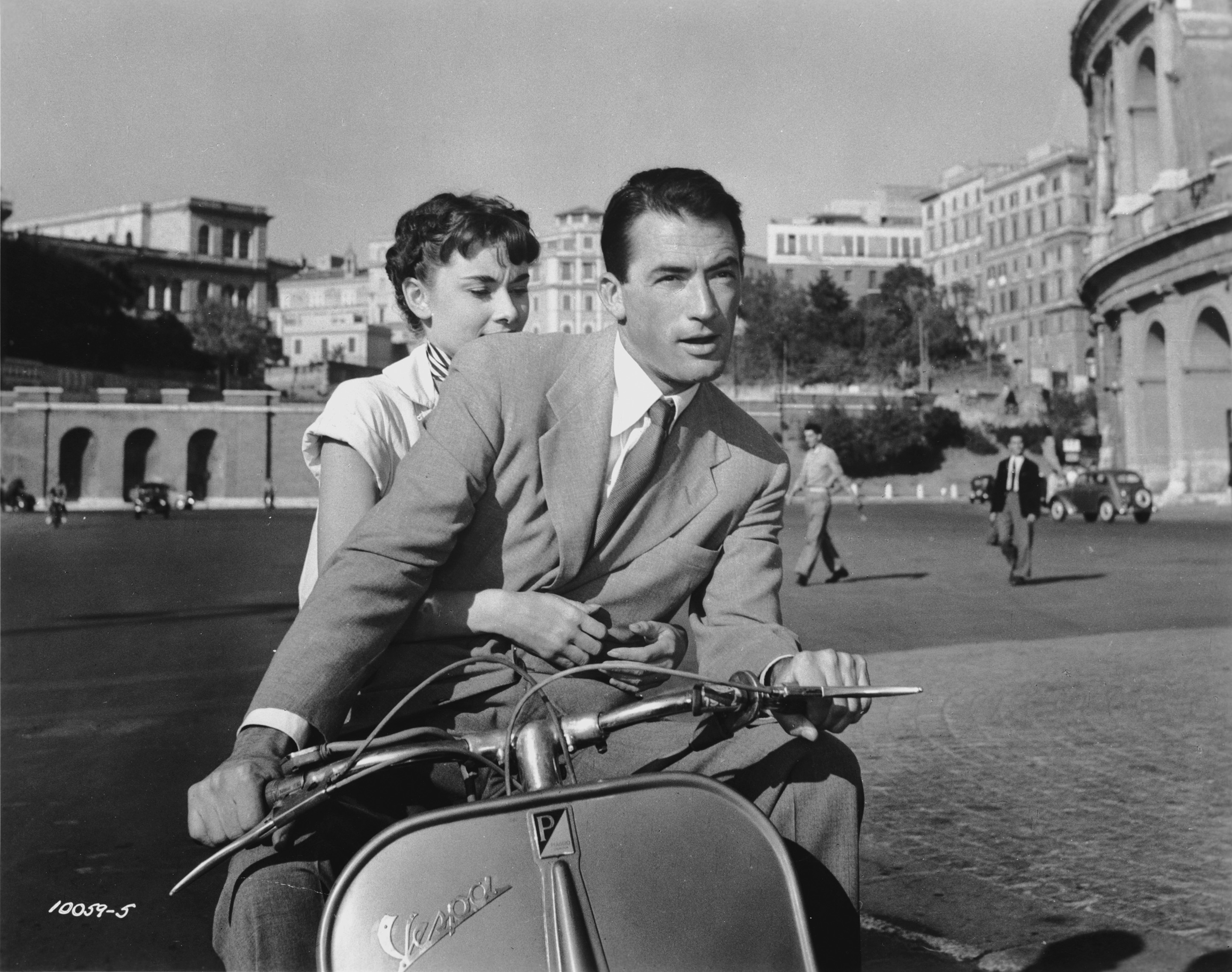 2880x2280 Roman Holiday. Gregory Peck Official Website, Desktop