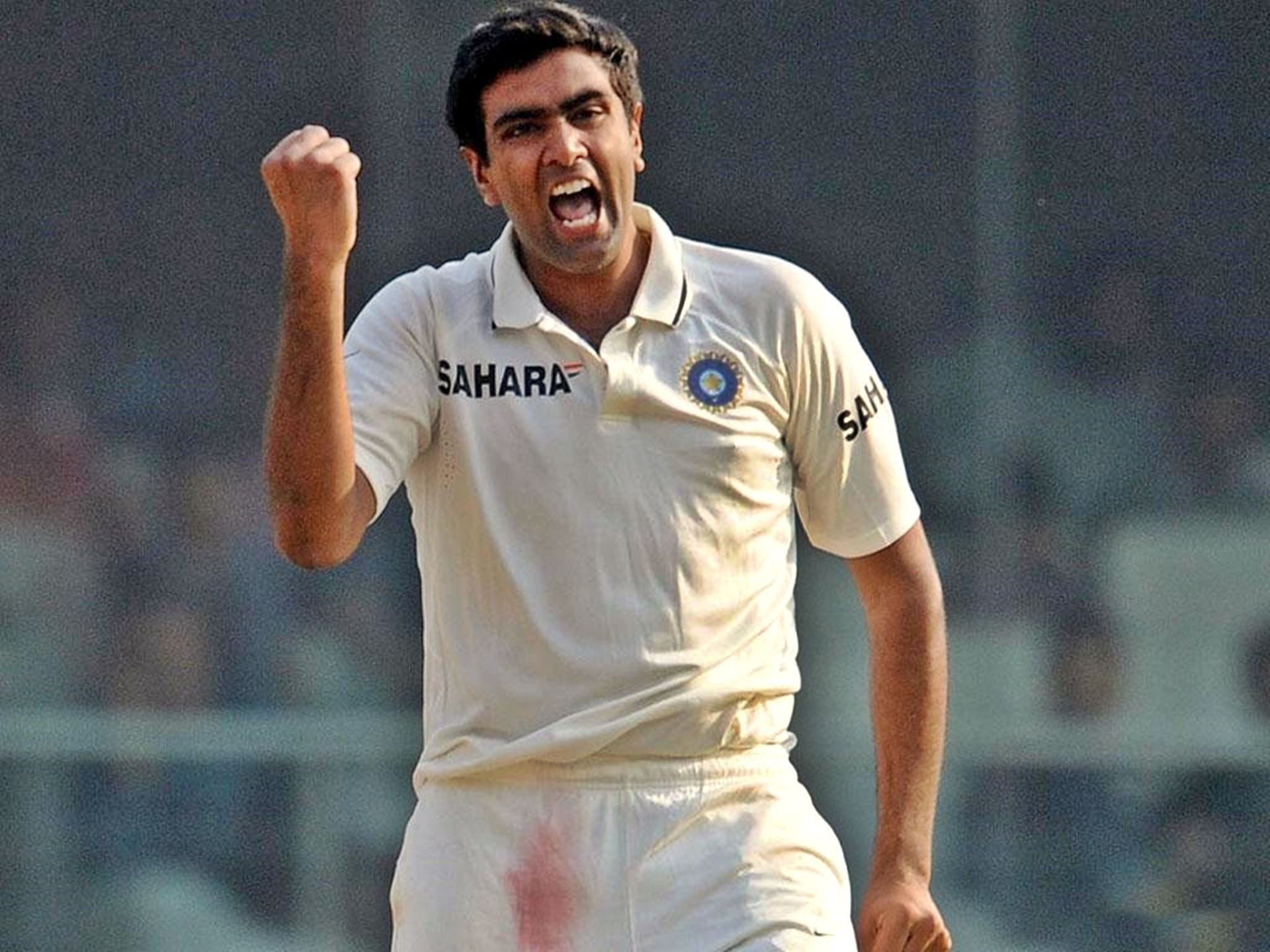 1920x1440 Ravichandran Ashwin Indian Cricketer Bowler HD Wallpaper, Desktop