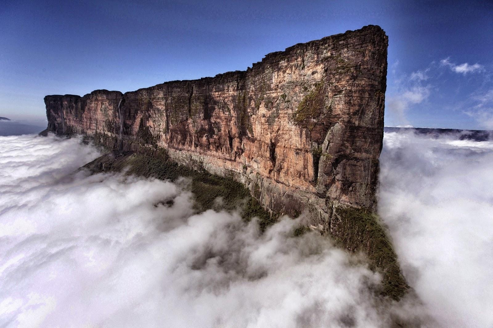 1600x1070 Mount Roraima, Desktop