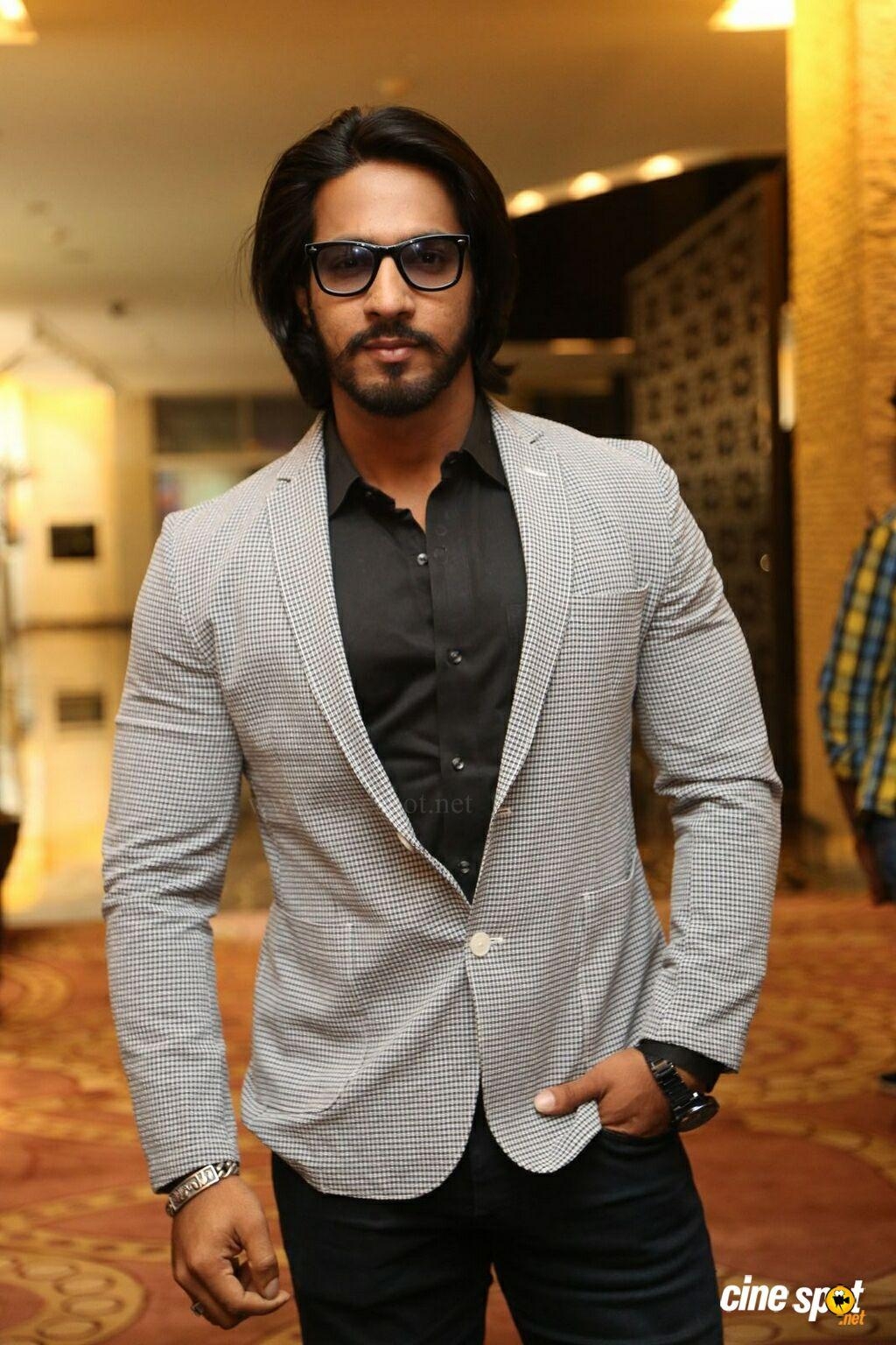 1030x1540 Thakur Anoop Singh at Winner Pre Release Function (3), Phone