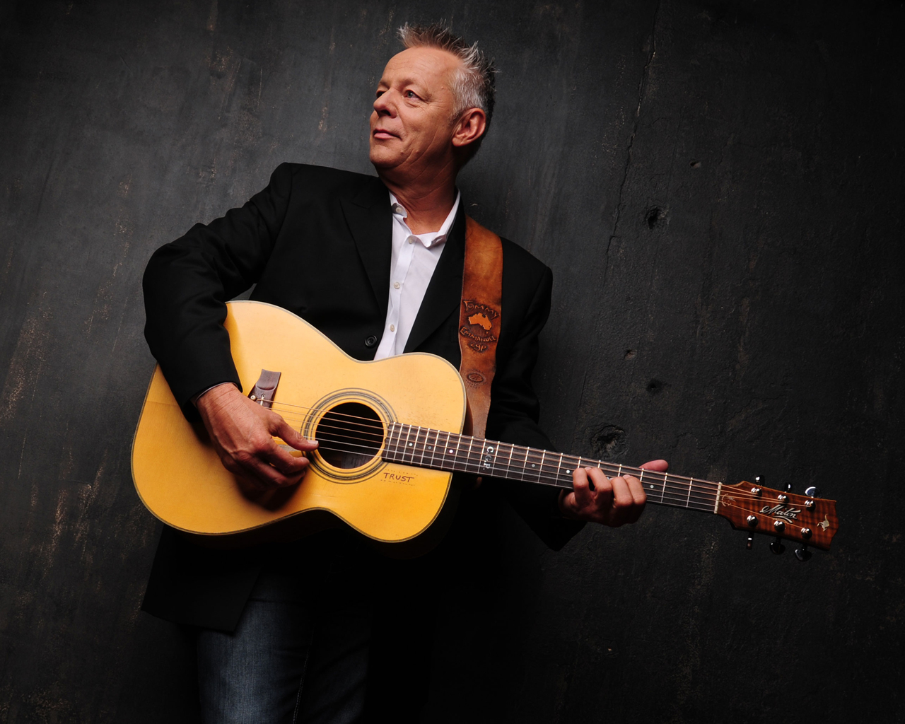 1280x1030 Australian Guitarist Tommy Emmanuel, Desktop