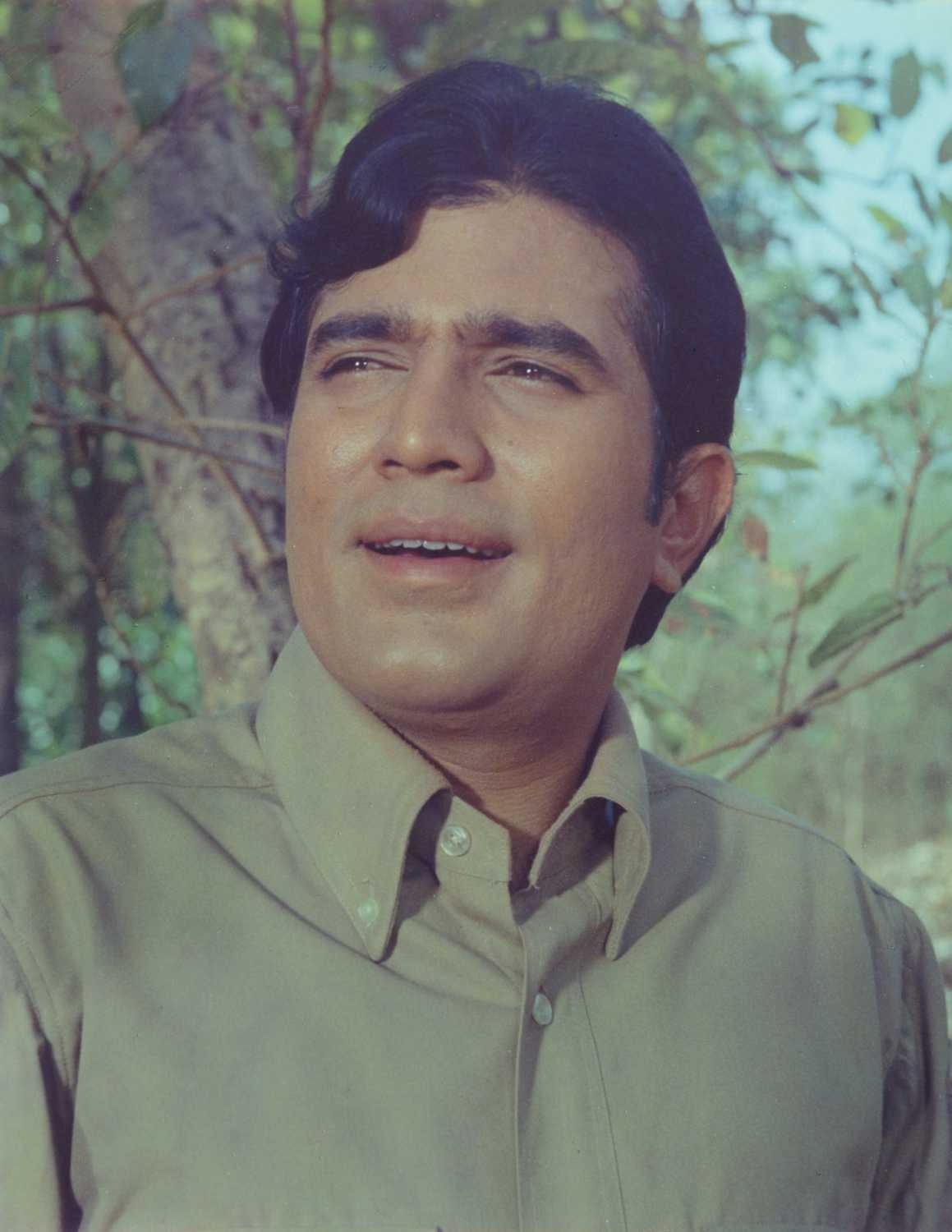 1160x1500 Rajesh Khanna, Phone