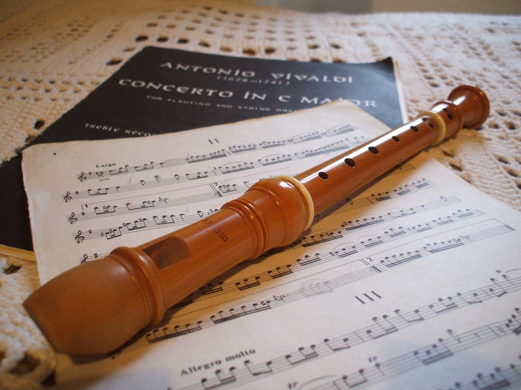 1030x770 descant recorder. playing vivaldi concerto in c maj, Desktop