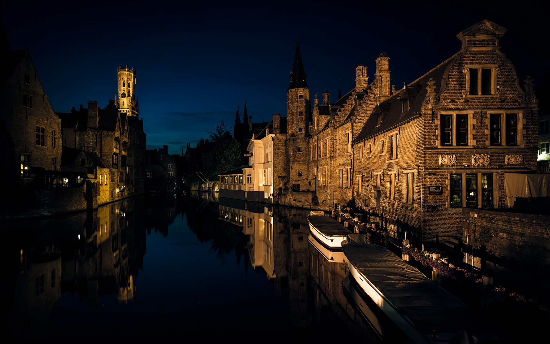 1920x1200 Bruges Night Buildings Canal Reflection wallpaperx1200, Desktop