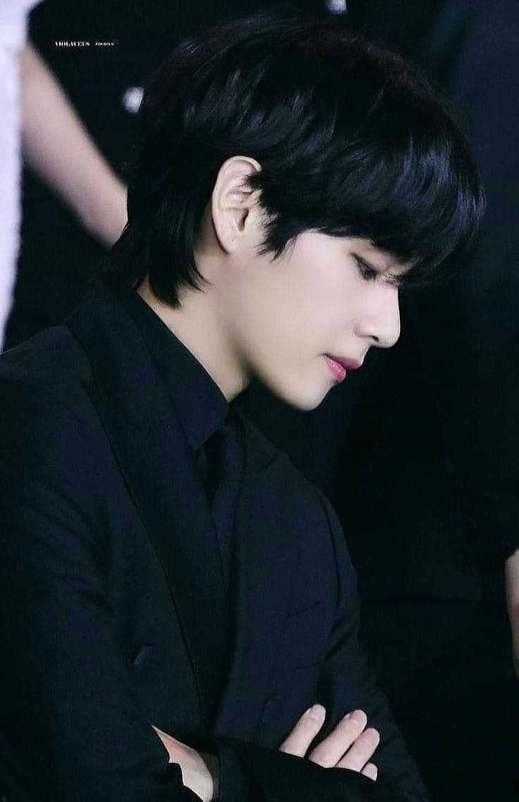 740x1140 Kim Taehyung (BTS V) Wallpaper Black JPG. Kim taehyung, Bts v, Taehyung, Phone