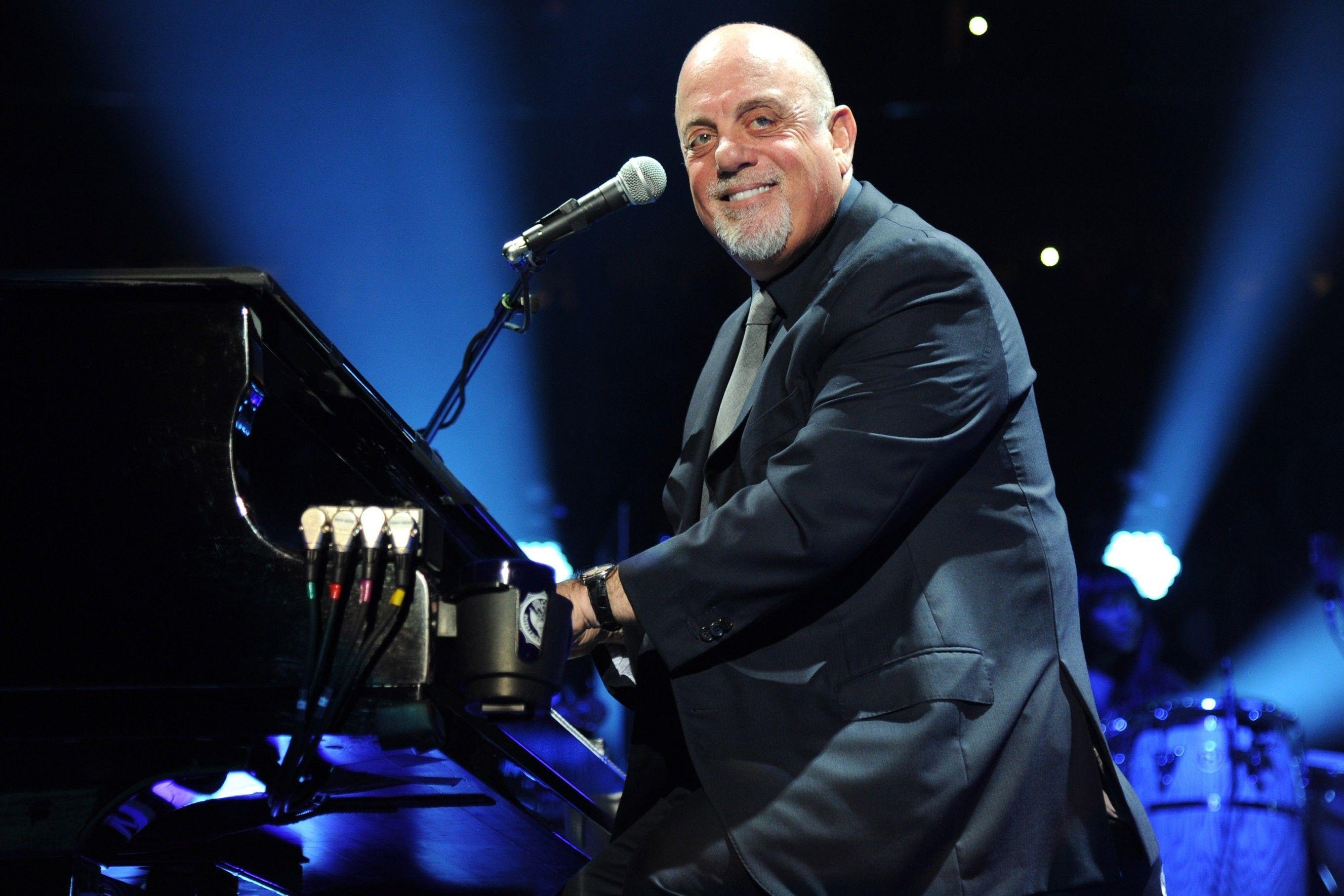 2660x1770 image of Billy Joel Playing Piano - #SpaceHero, Desktop