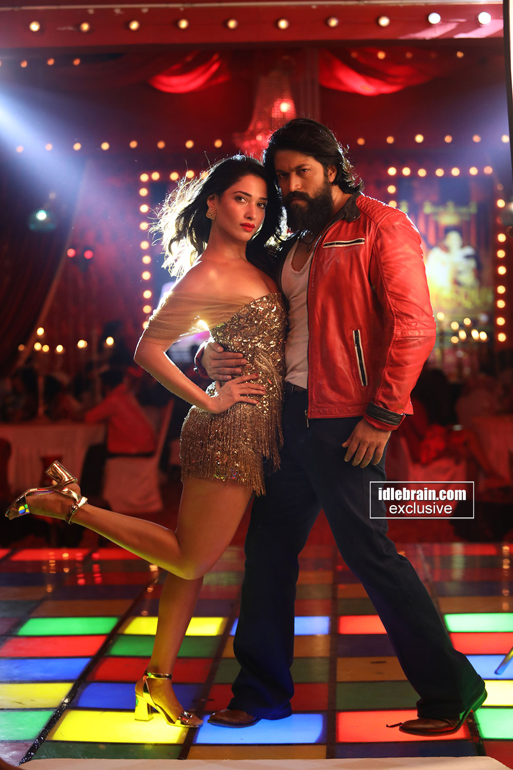 1000x1500 KGF photo gallery cinema, Srinidhi Shetty & Tamanna, Phone