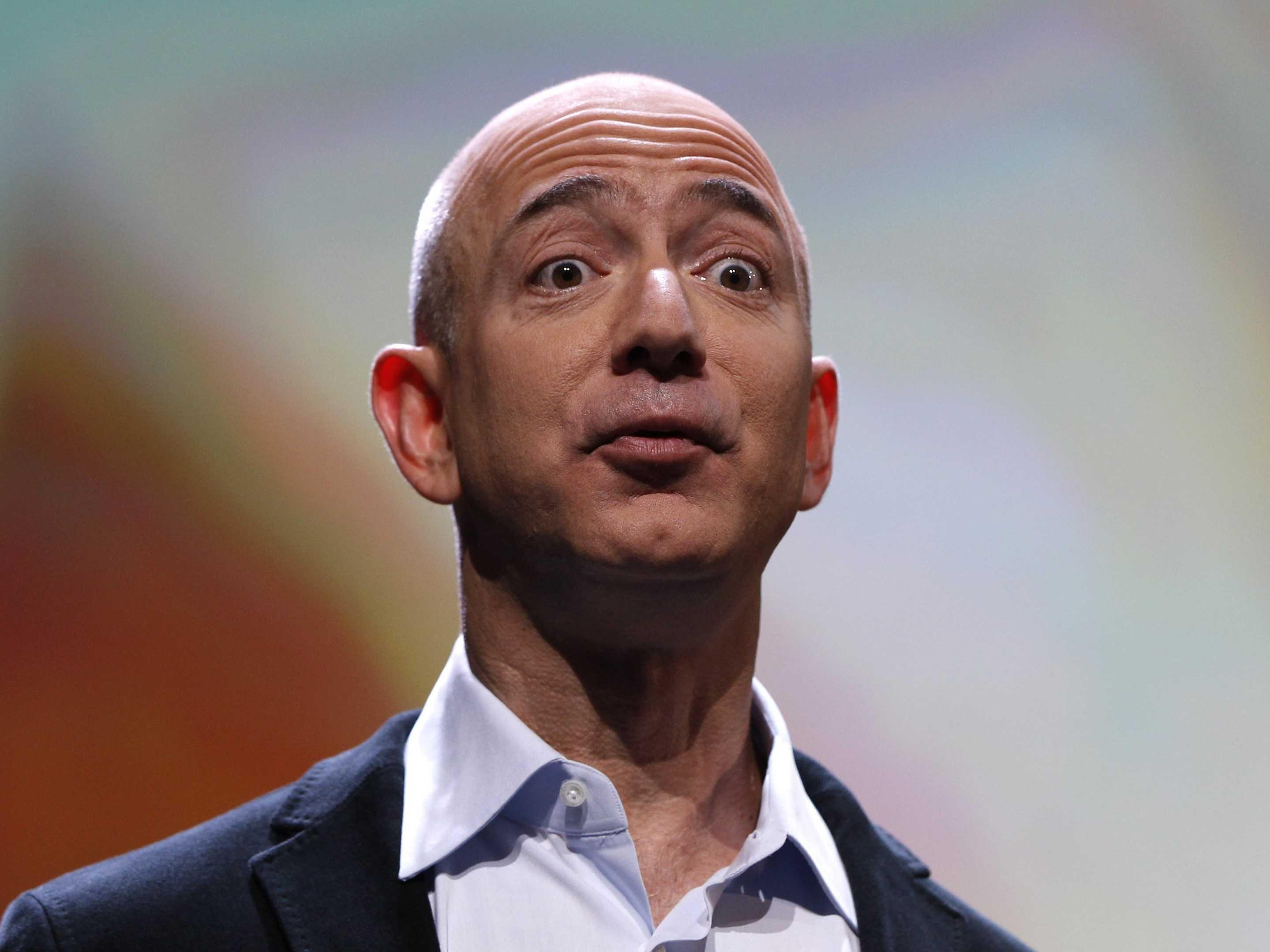 2880x2160 Jeff Bezos Wants Readers To Pay, Desktop