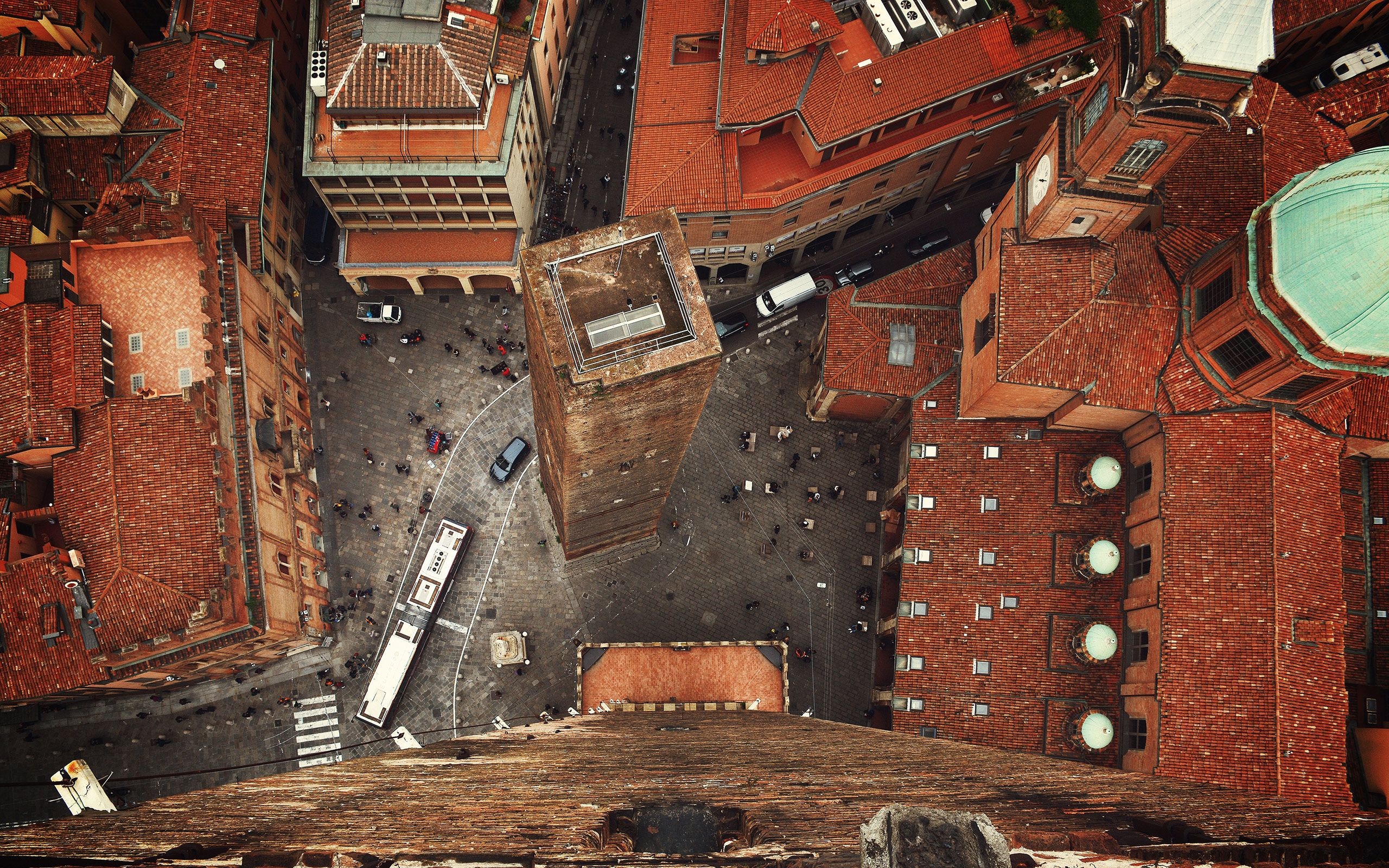 2560x1600 Daily Wallpaper: Metropolitan City of Bologna, Italy. I Like To, Desktop