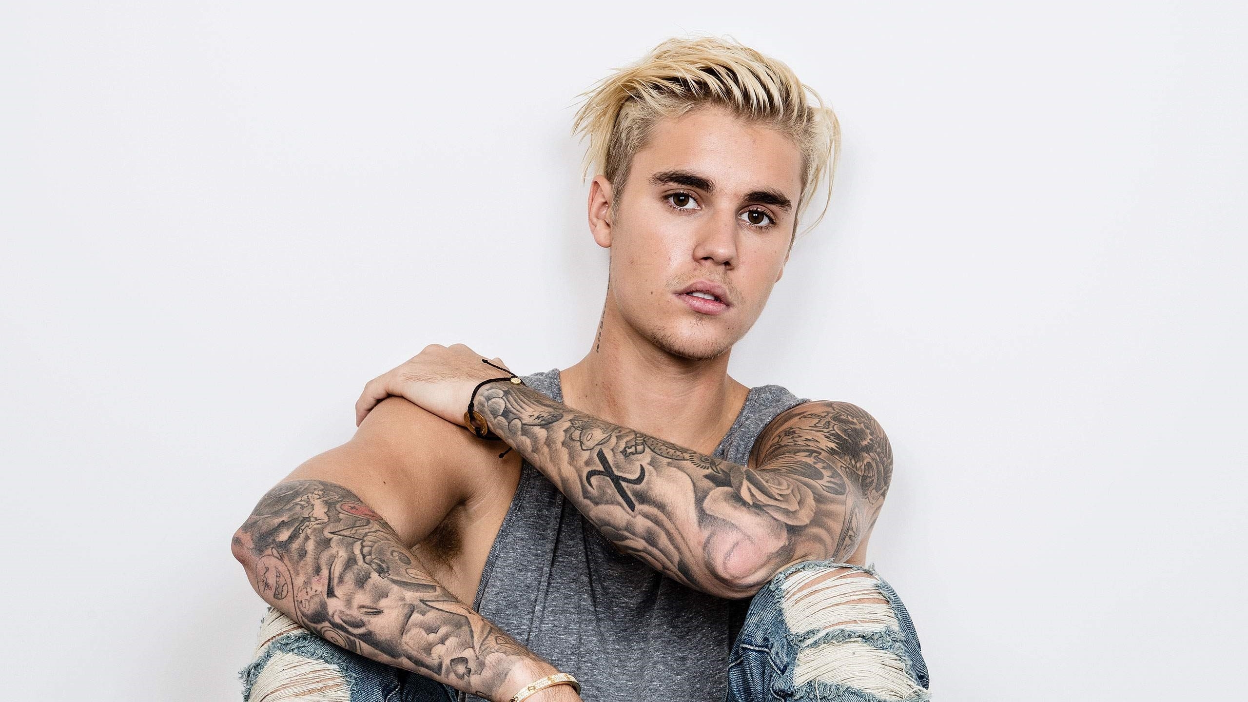 2560x1440 Justin Bieber Wallpaper for Laptop, Desktop