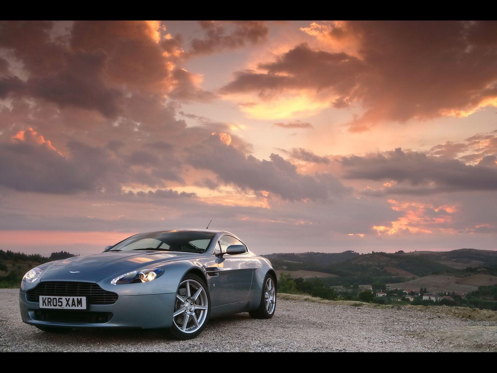 1600x1200 Aston Martin V8 Vantage, Desktop