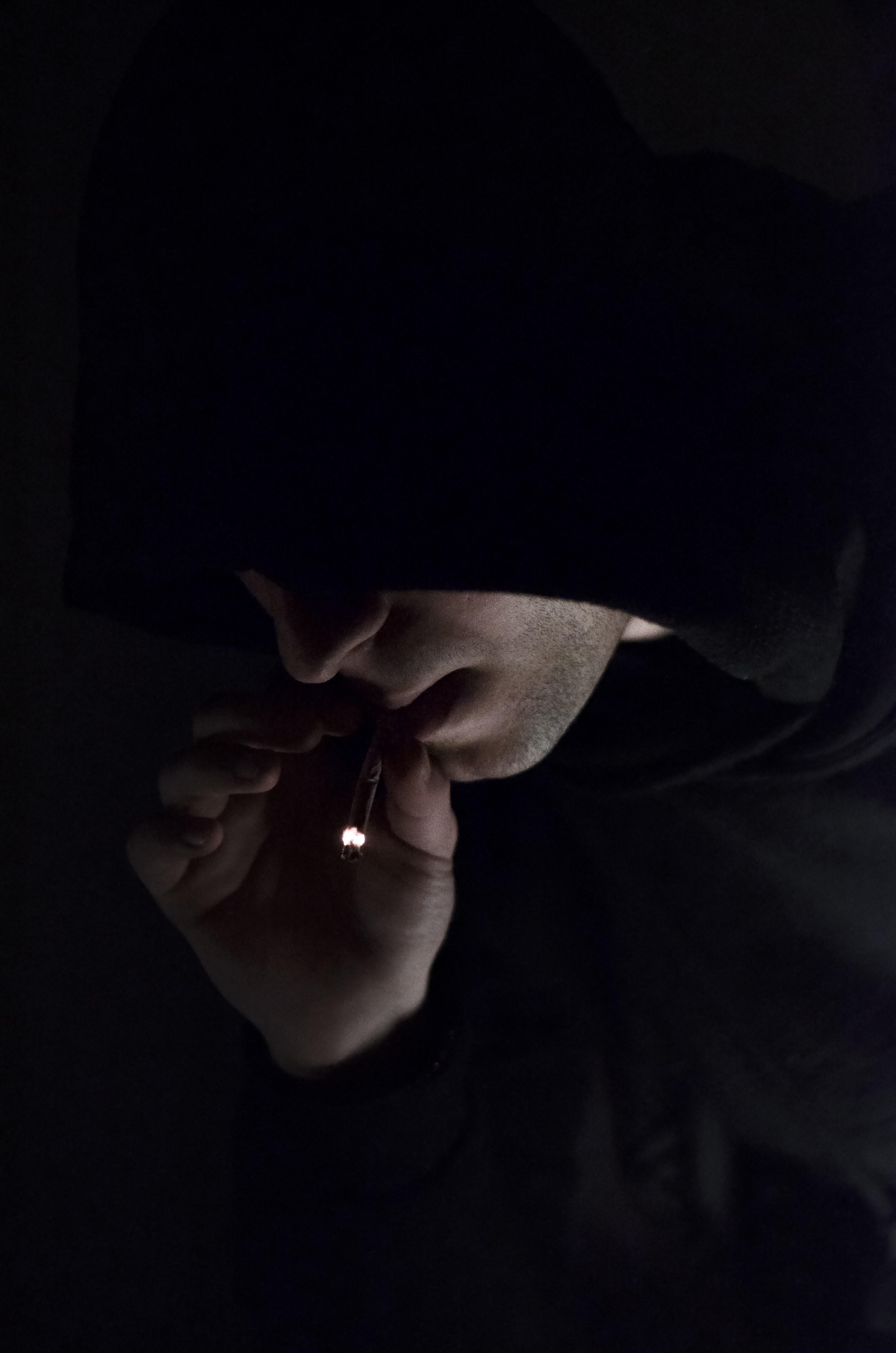 3270x4930 Man in Hoodie Smoking Cigarette · Free, Phone