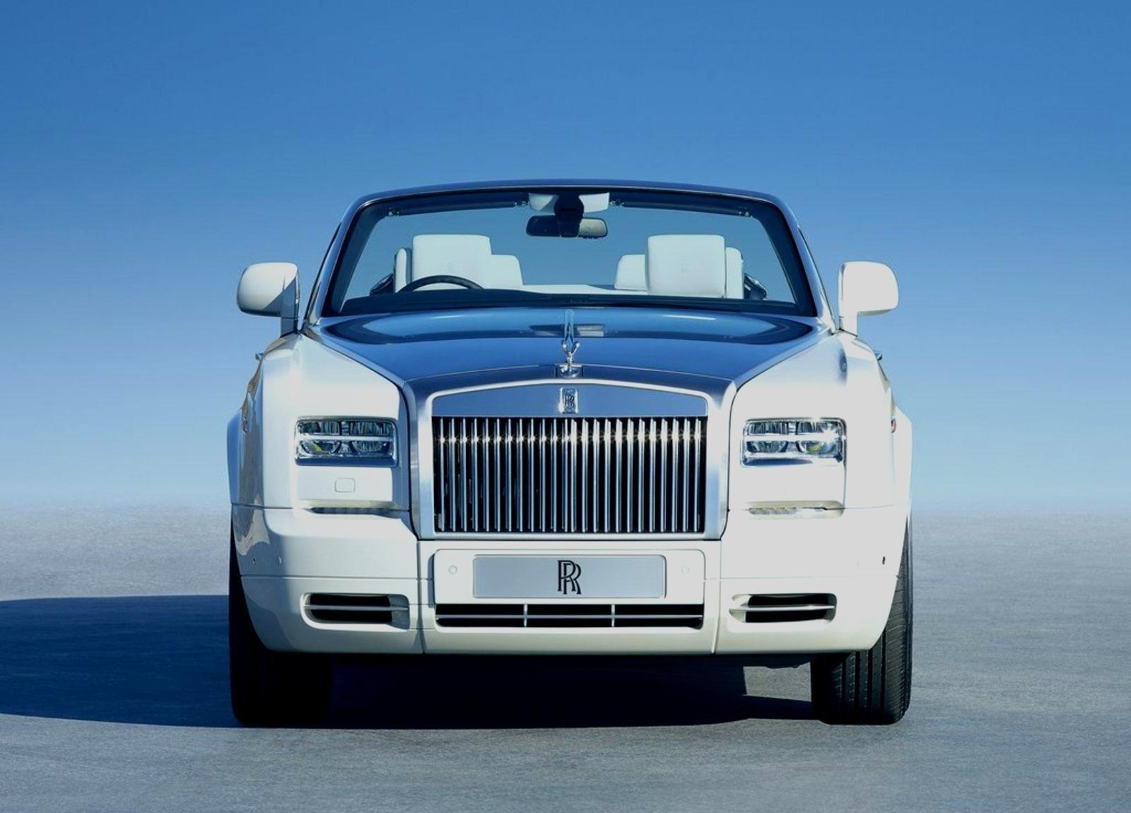 1600x1150 Rolls Royce Phantom Drophead Coupe Wallpaper HD Photo, Desktop