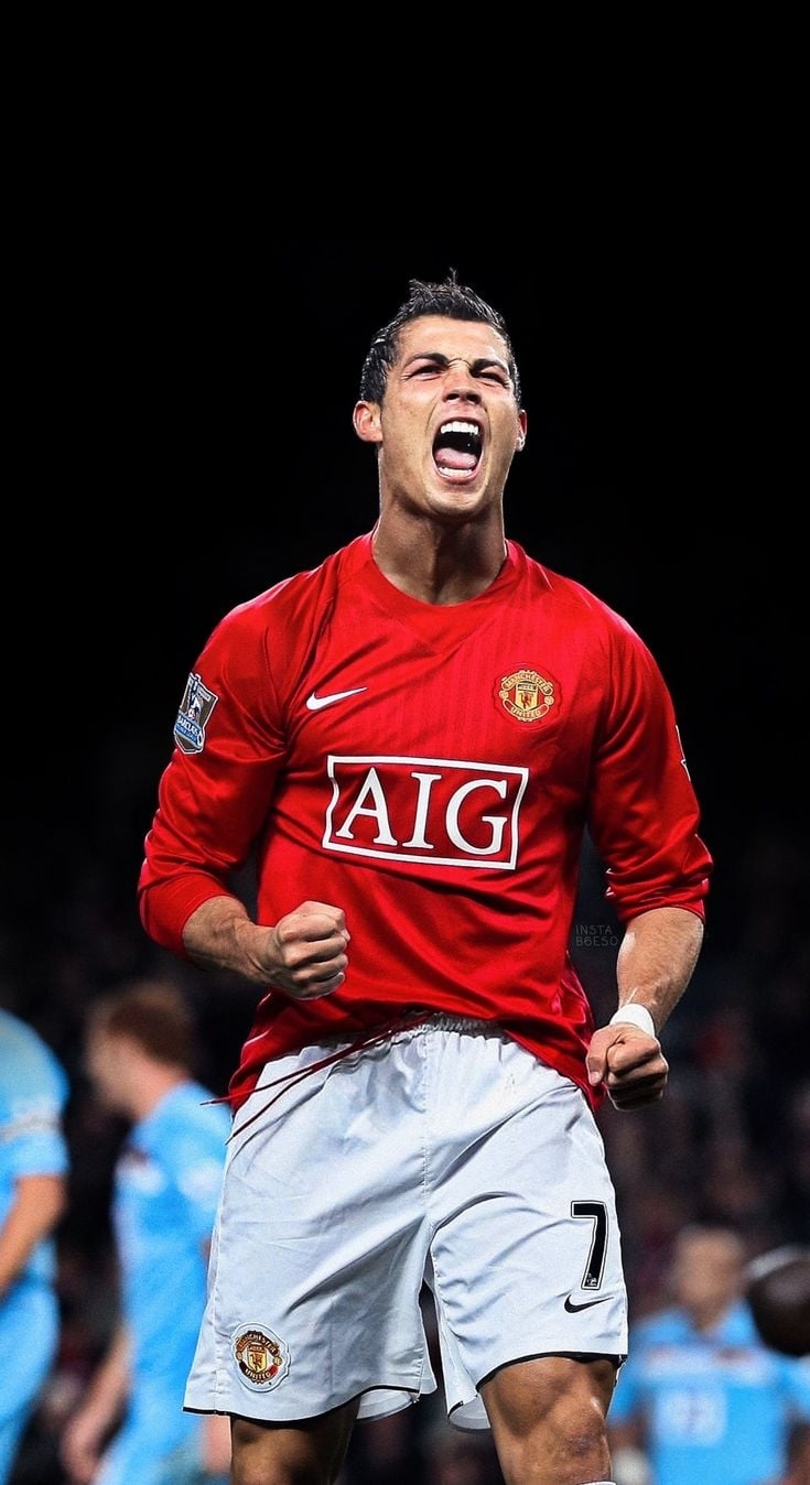 740x1350 Cristiano Ronaldo wallpaper. Foto di calcio, Calcio, Stadi di calcio, Phone