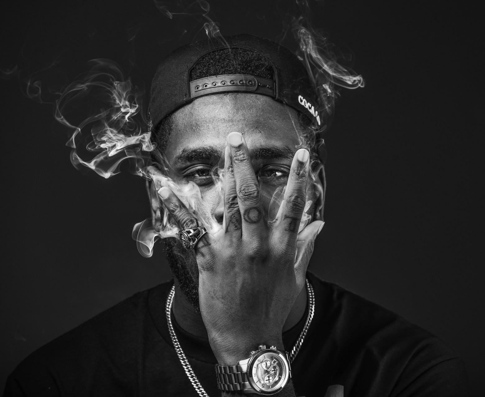 1570x1280 video Nigerian singer Burna boy discloses that he has offers, Desktop