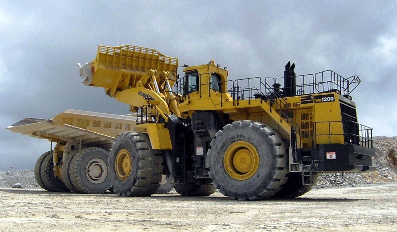 1390x820 Komatsu HD Wallpaper, Desktop