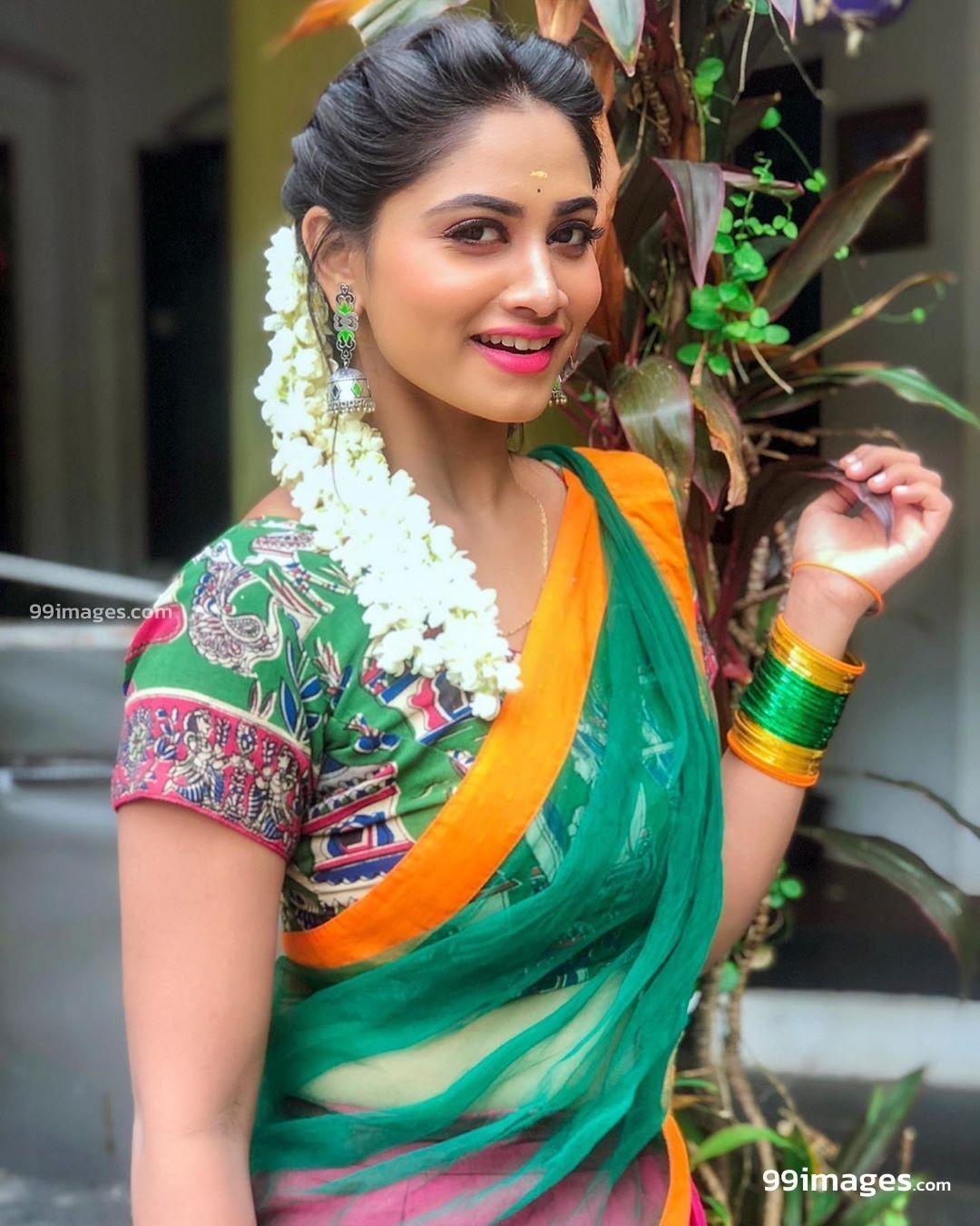 1080x1350 Shivani Narayanan Latest Hot HD Photohoot photo / Wallpaper (1080p). Photo wallpaper, Half saree designs, Saree, Phone