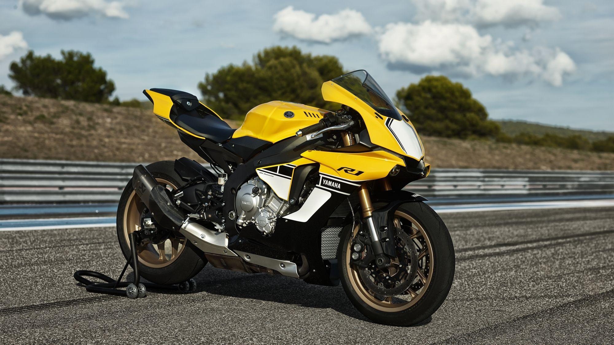 2000x1130 Yamaha YZF R1 60th Anniversary Edition Shows A Timeless Yellow Black, Desktop