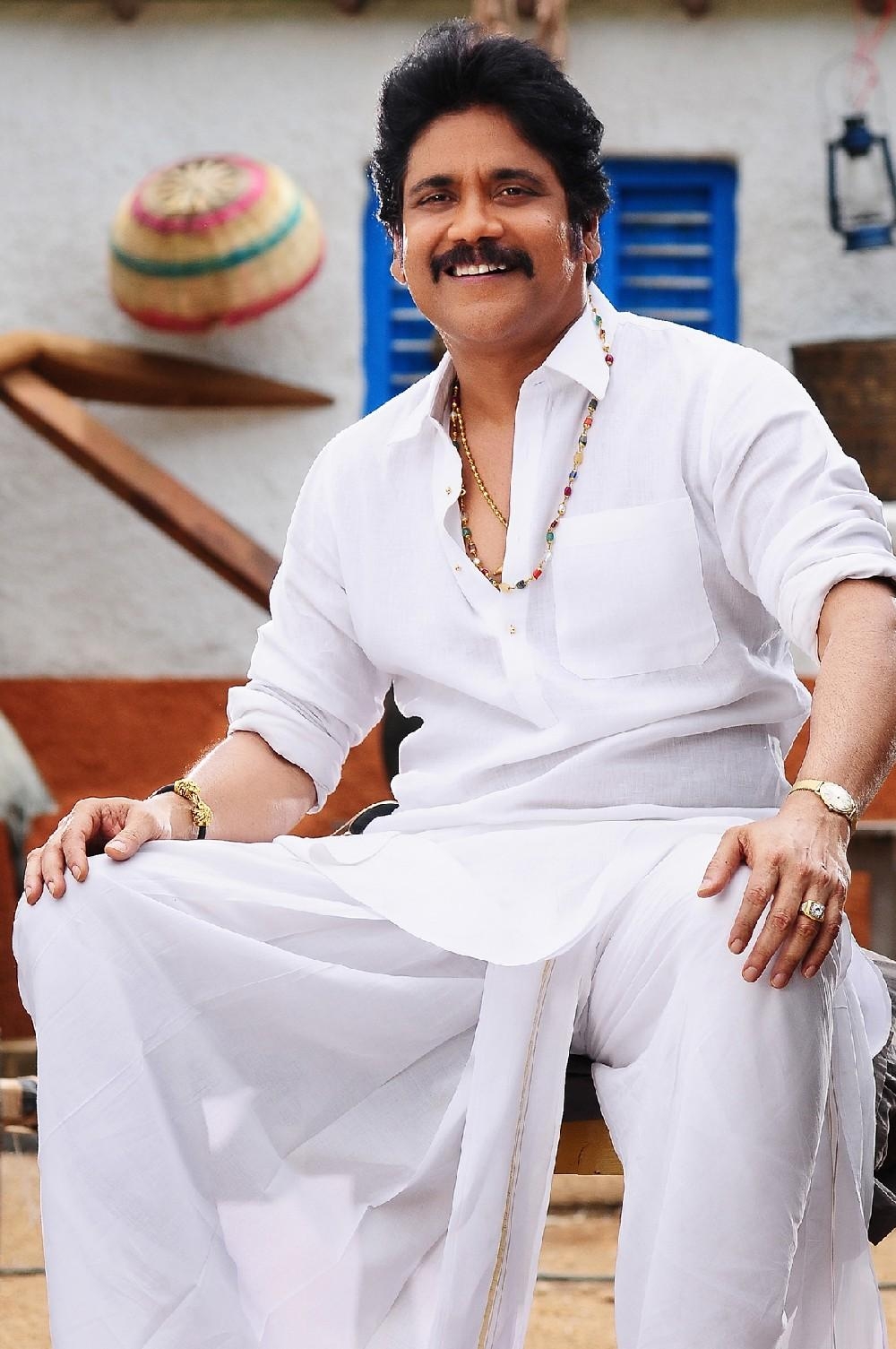 1000x1510 Akkineni Nagarjuna Soggade Chinni Nayana Movie HD Stills Photo, Phone