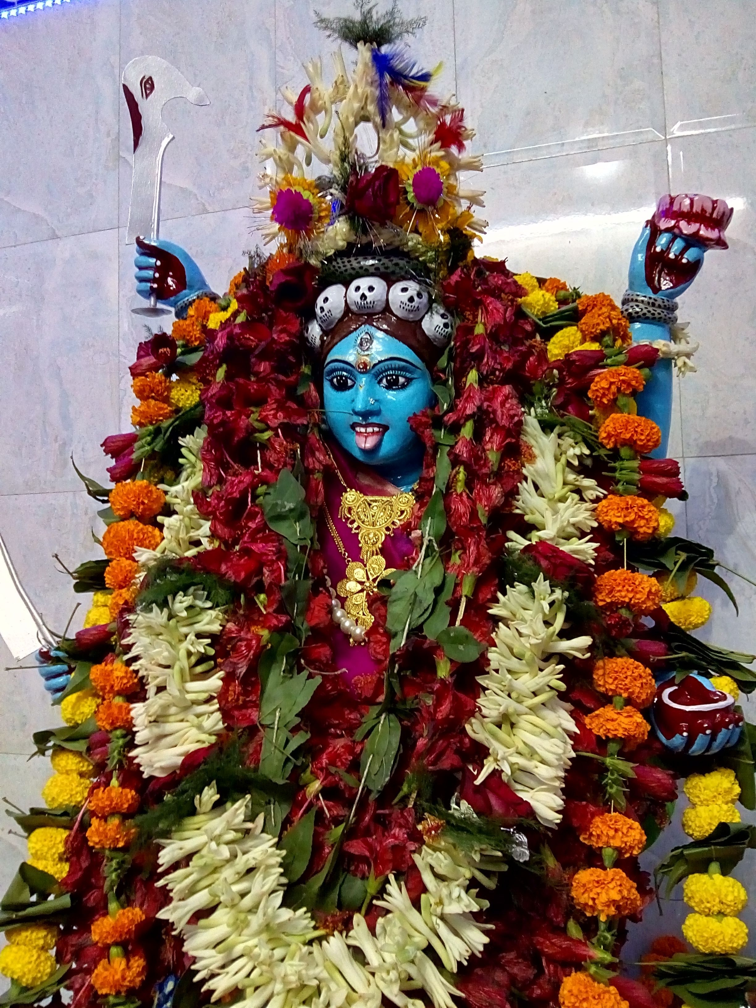 2450x3270 Maa Tara Annual Puja at Chintamoyee Temple. Fall wreath, Halloween wreath, Maa kali image, Phone