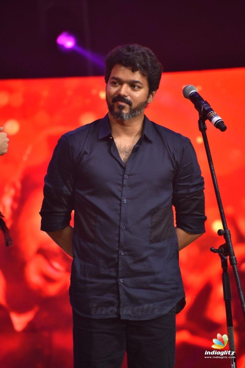 800x1200 Vijay Photo Actor photo, image, gallery, stills and clips, Phone