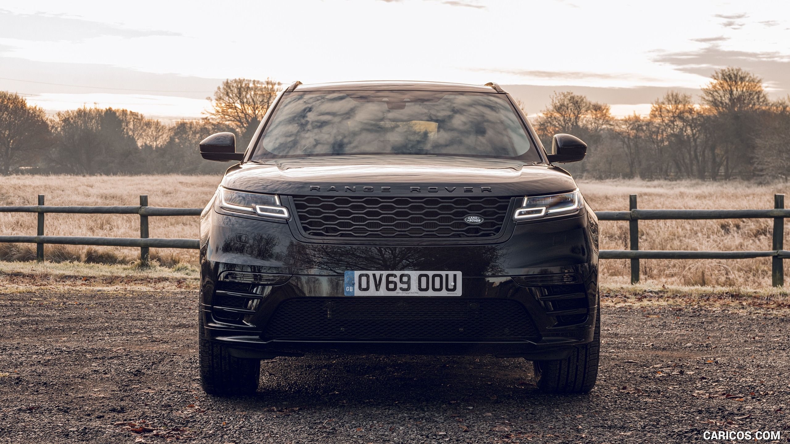 2560x1440 Range Rover Velar R Dynamic Black. HD Wallpaper, Desktop