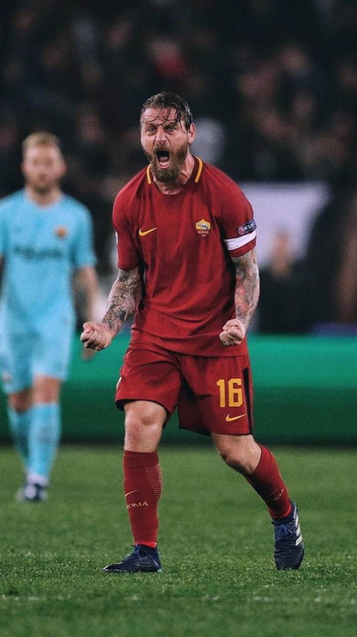 720x1280 Daniele De Rossi wallpaper, Phone