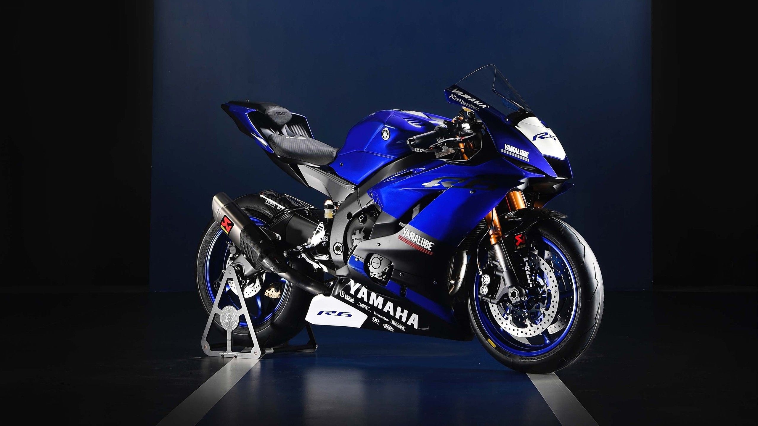 2560x1440 Yamaha YZF R6 WSS Supersport Race Bike Wallpaper. HD, Desktop