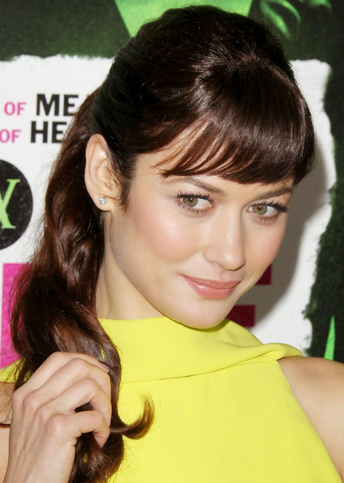 1140x1600 Olga Kurylenko, Phone