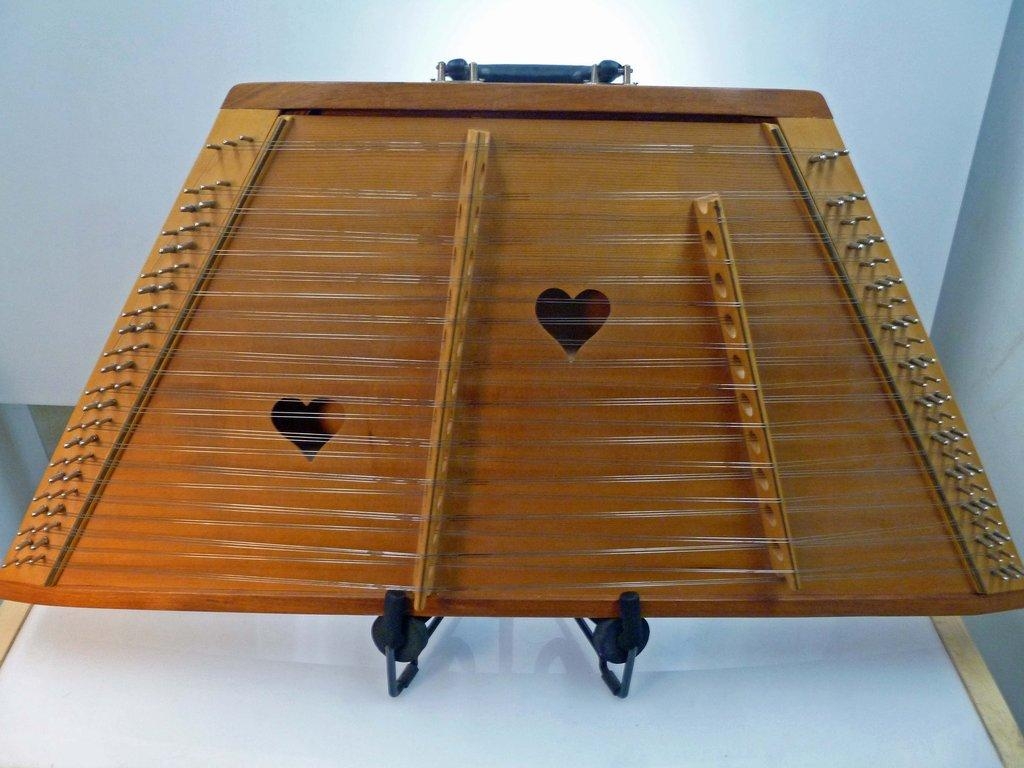 1030x770 Hammered Dulcimer Used, Desktop