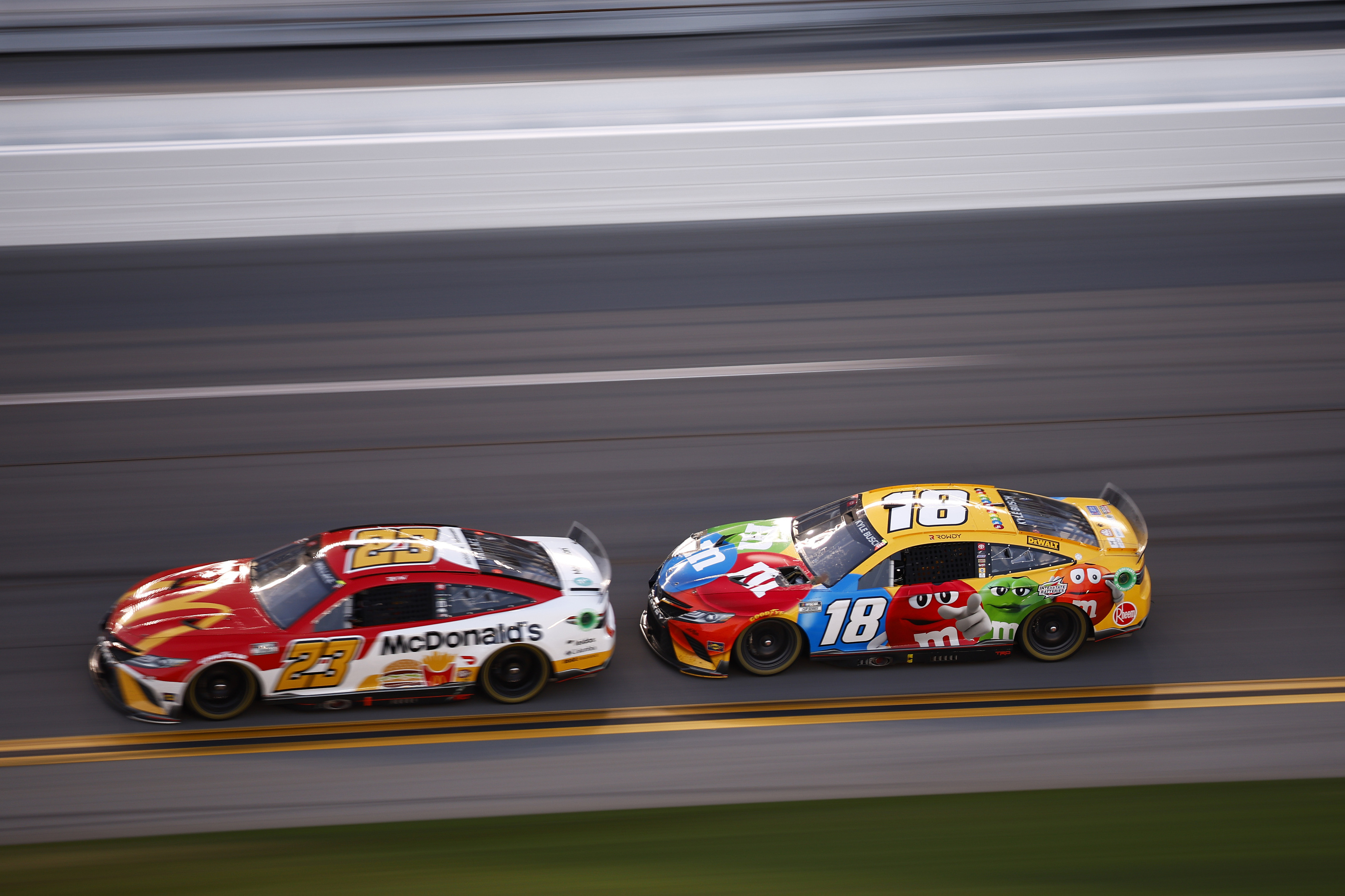 3200x2140 NASCAR: Early look at the 2023 Daytona 500 entry list, Desktop